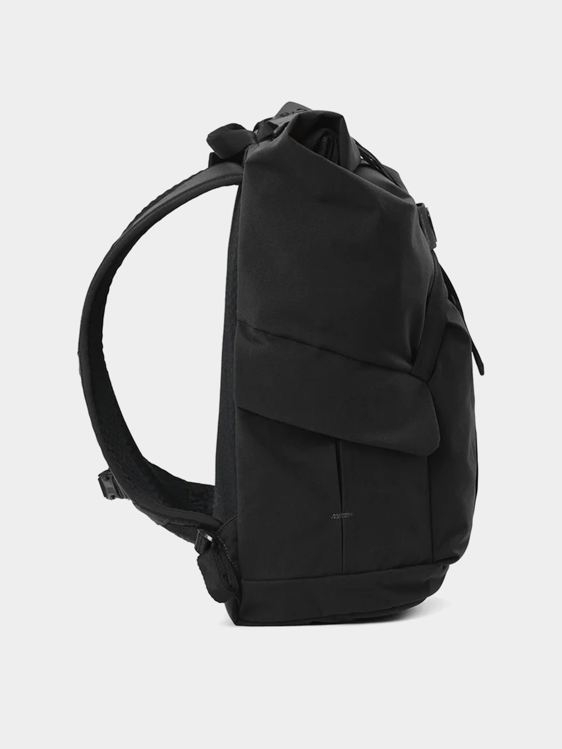 Batoh PinqPonq Kross (solid black)
