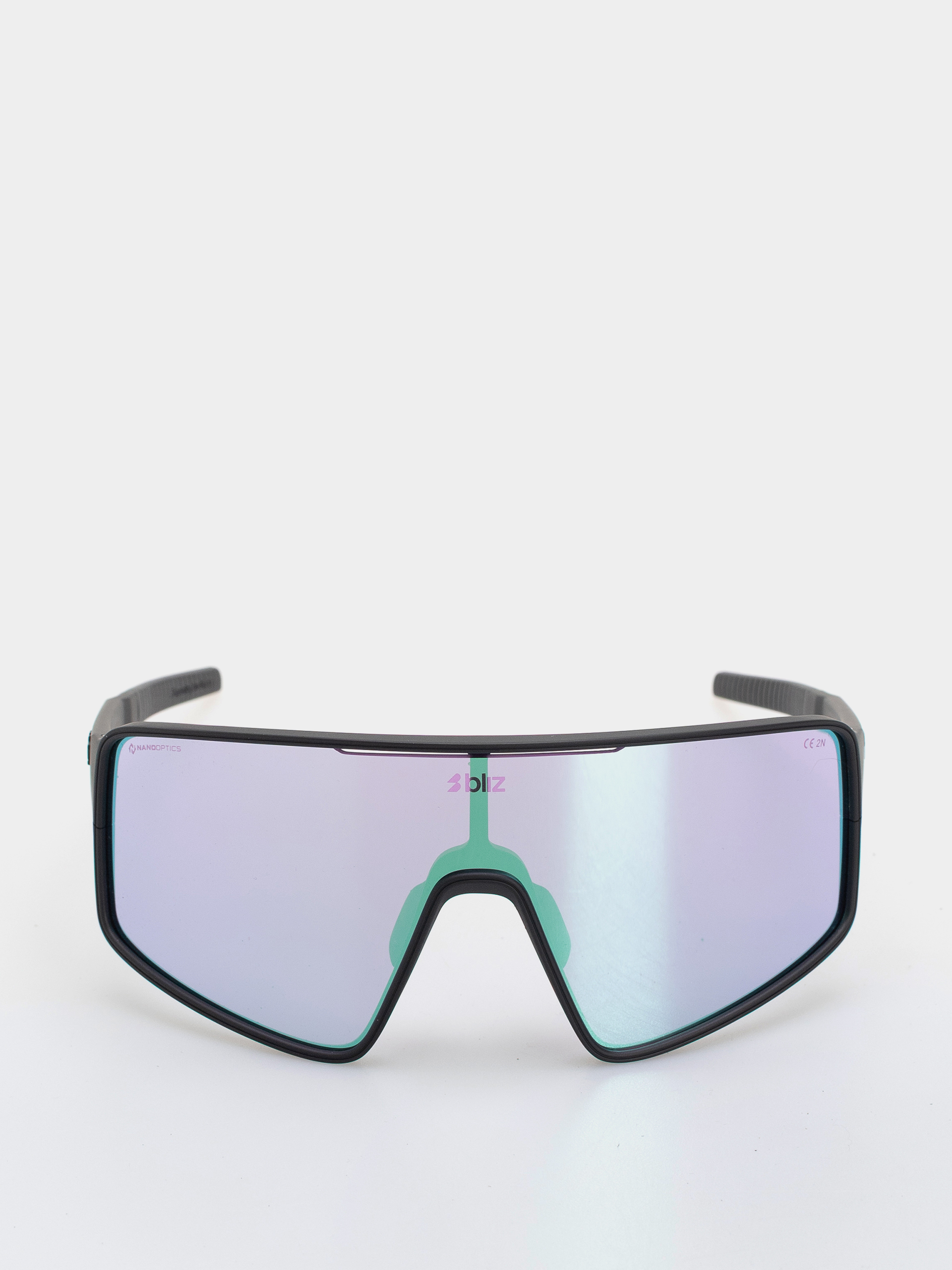 Slnečné okuliare Bliz P001 (matt black/nano optics nordic light begonia - violet w blue multi)