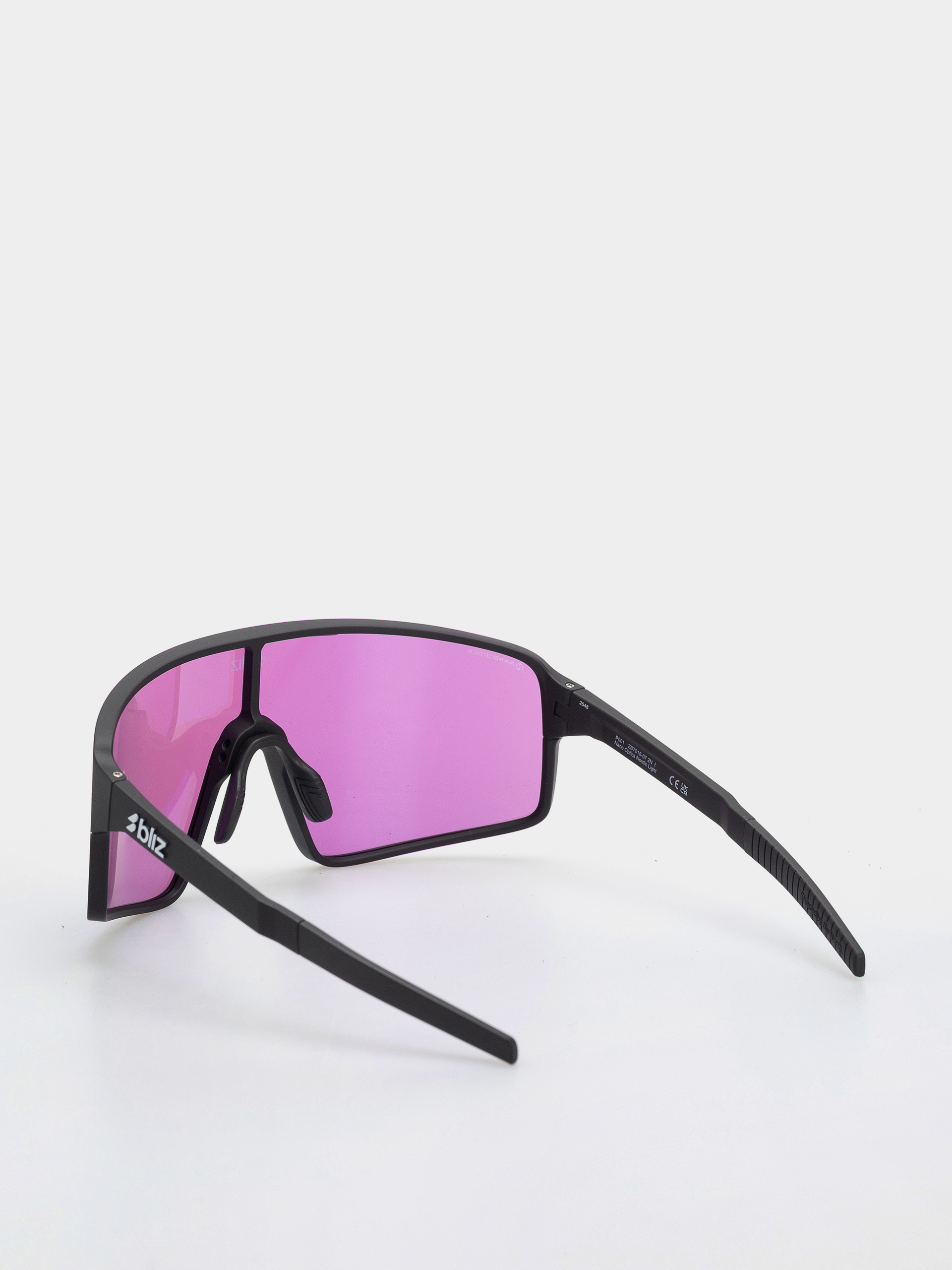 Slnečné okuliare Bliz P001 (matt black/nano optics nordic light begonia - violet w blue multi)