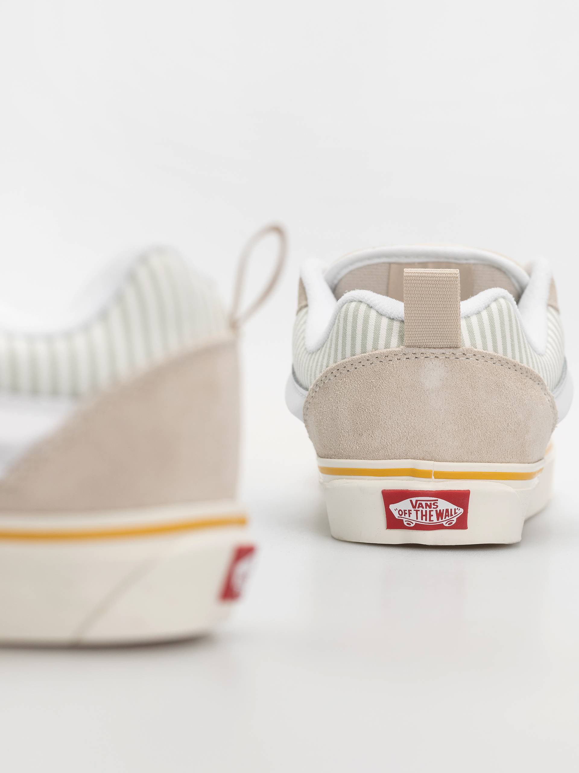 Topánky Vans Knu Skool (oatmeal)