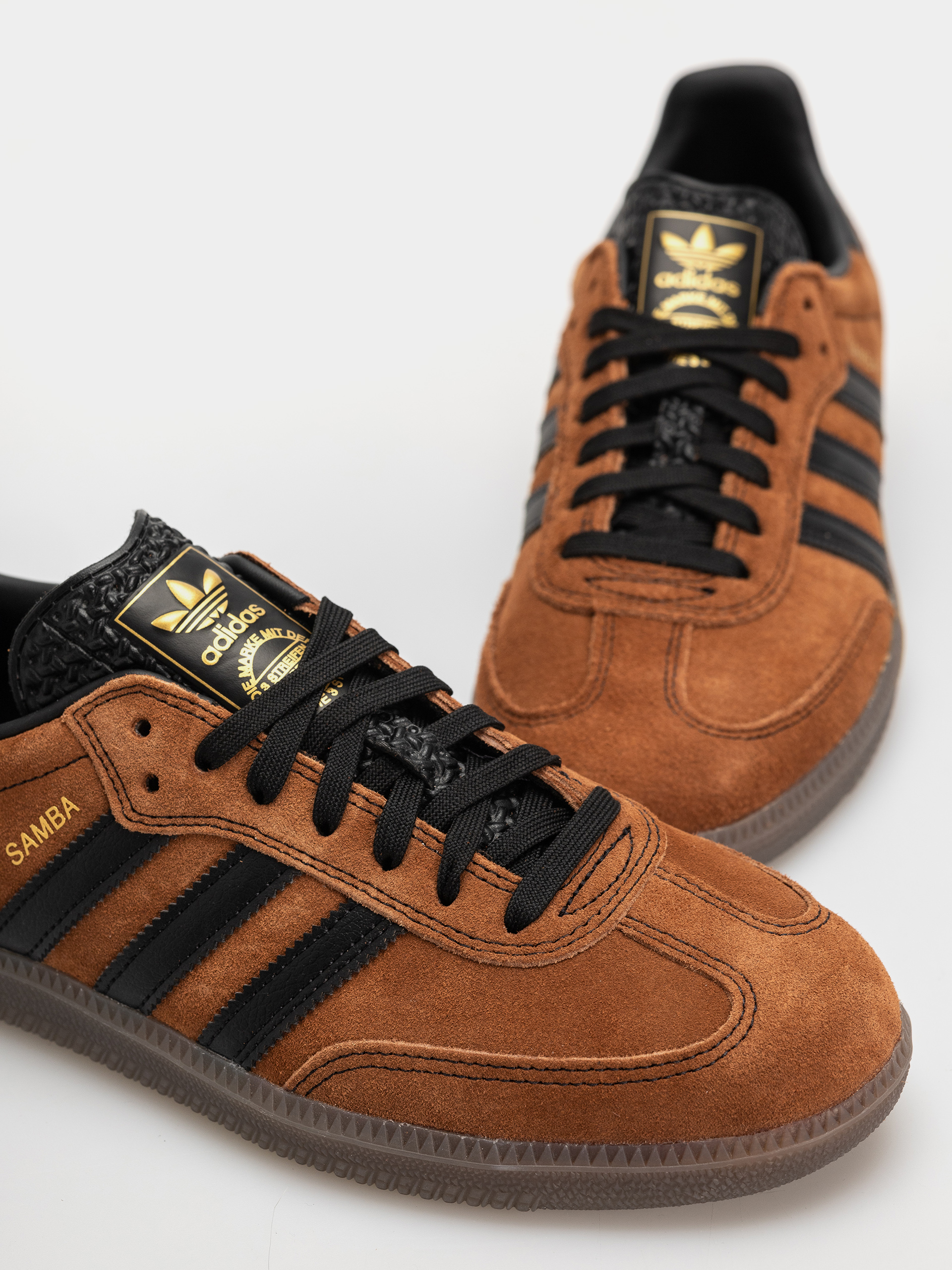 Topánky adidas Samba Adv (cblack/gum5)