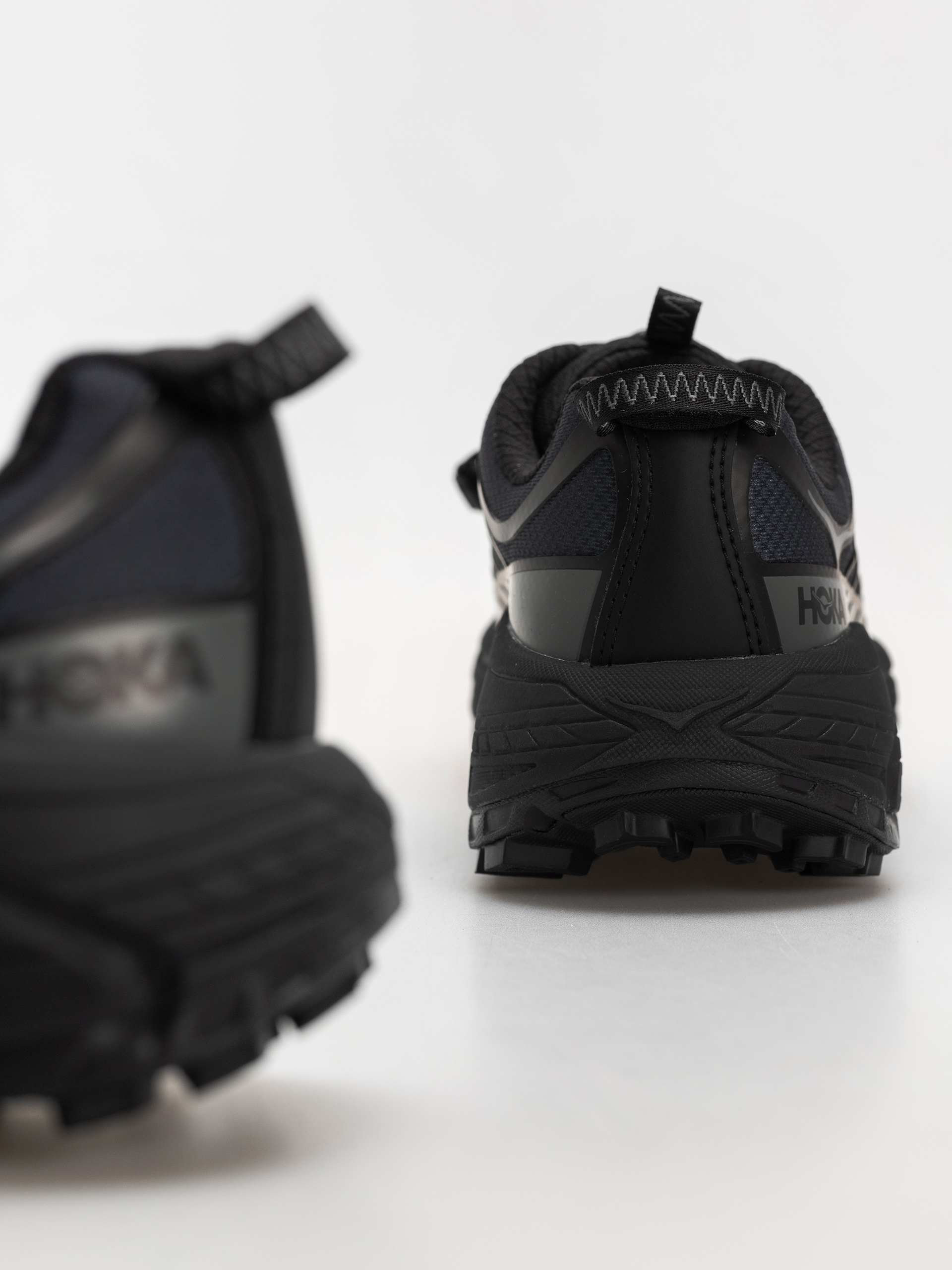 Topánky Hoka Mafate Three 2 Wordmark (black/outer orbit)