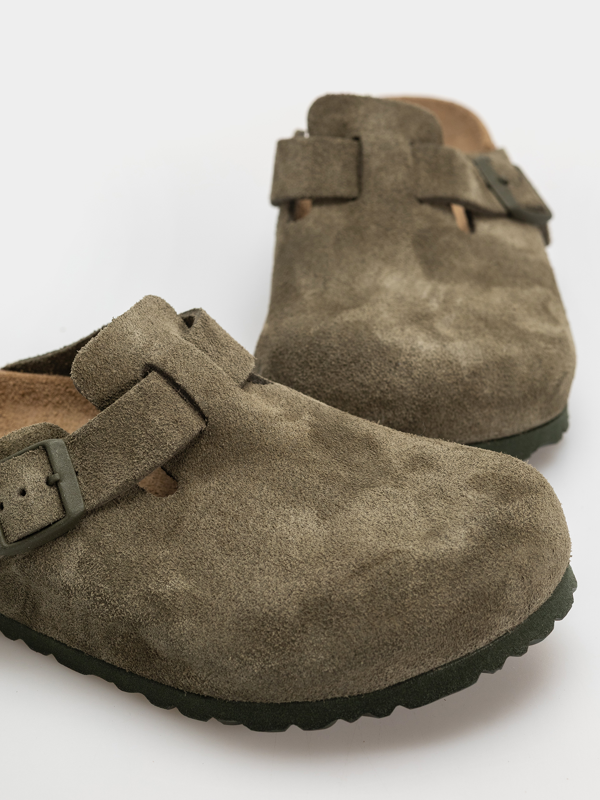 Šľapky Birkenstock Boston Suede Leather Regular (thyme)
