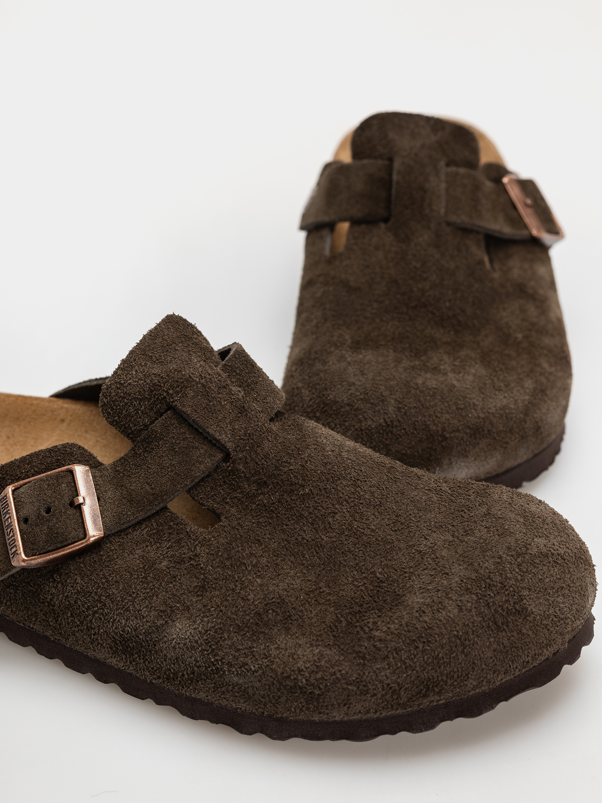 Šľapky Birkenstock Boston Suede Leather Narrow (mocca)
