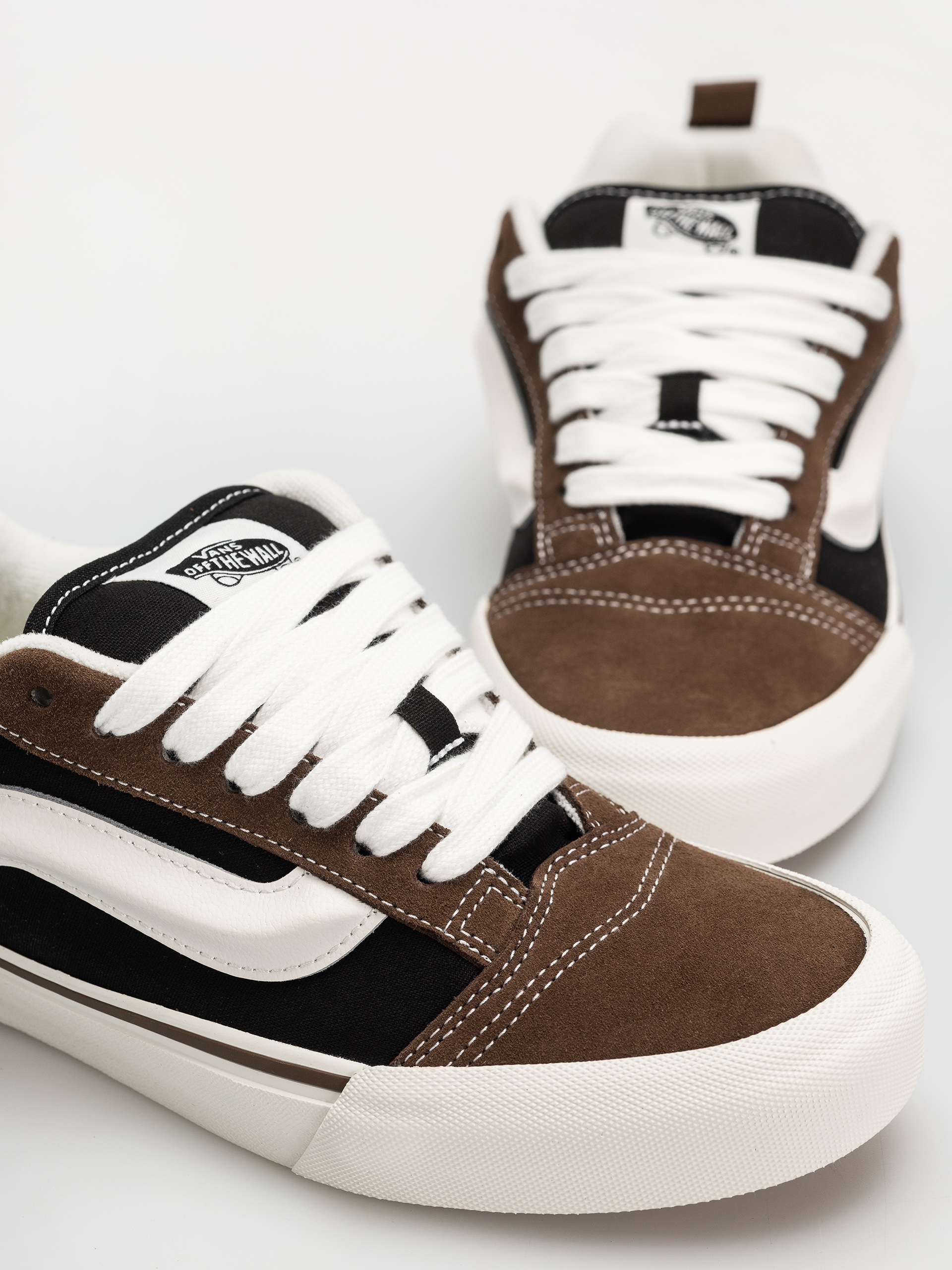 Topánky Vans Knu Skool (black/brown)