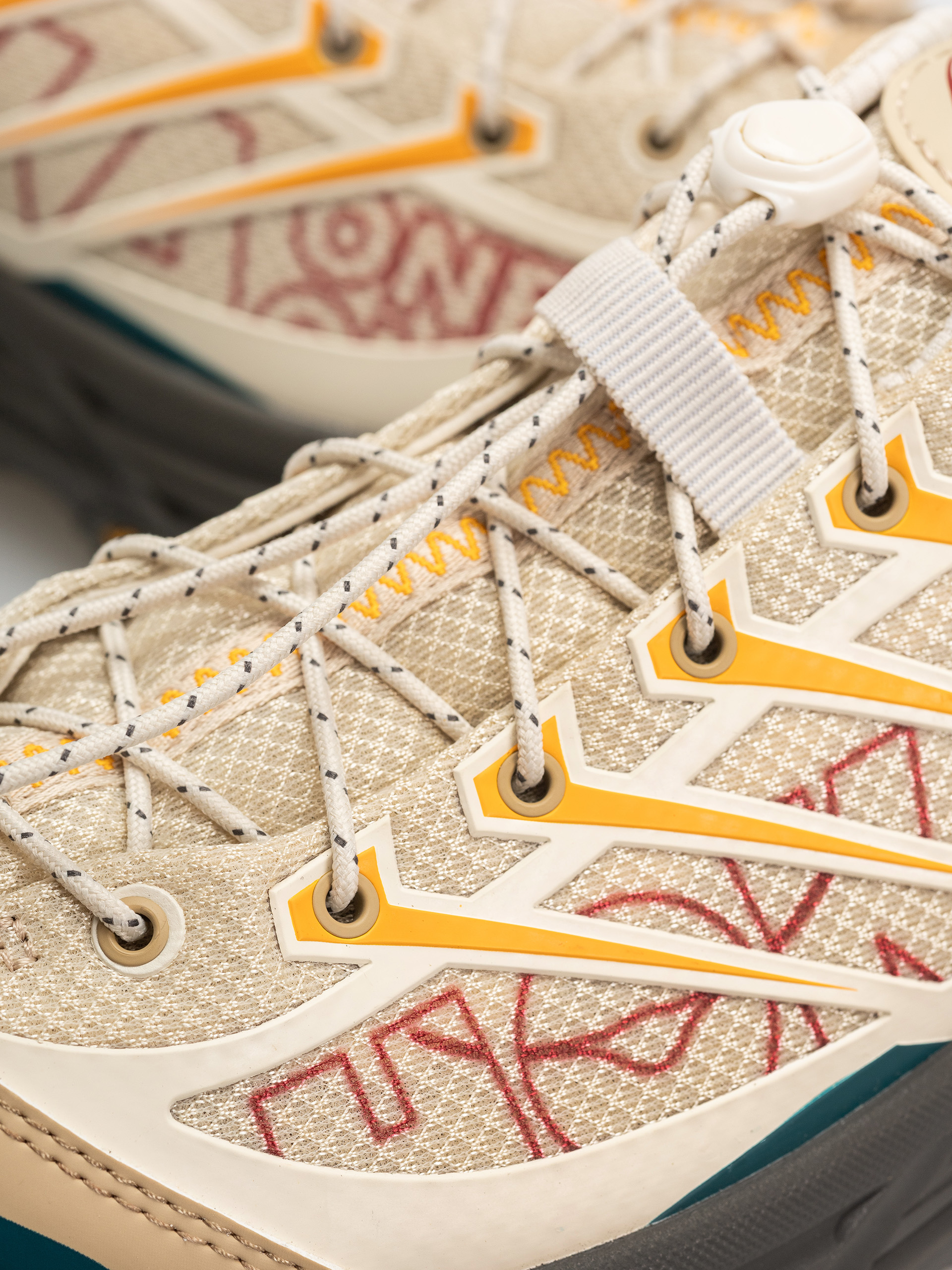 Topánky Hoka Mafate Three2 Wordmark (cream/khaki)