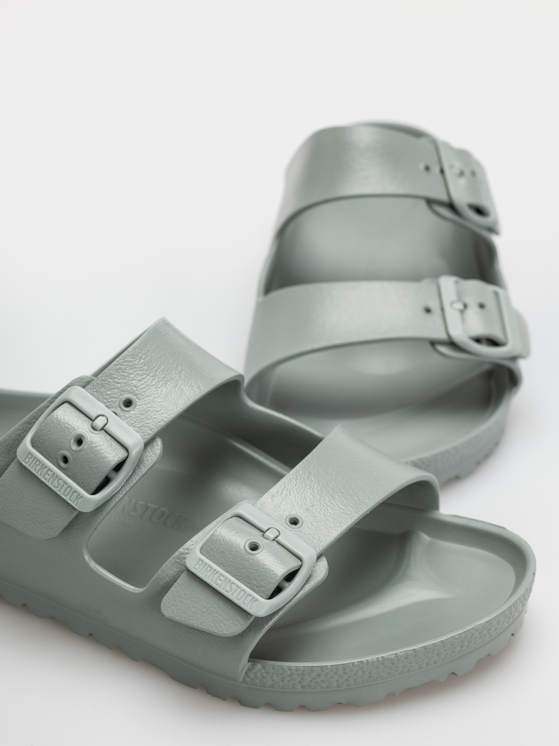 Šľapky Birkenstock Arizona Essentials EVA Regular (pure sage)