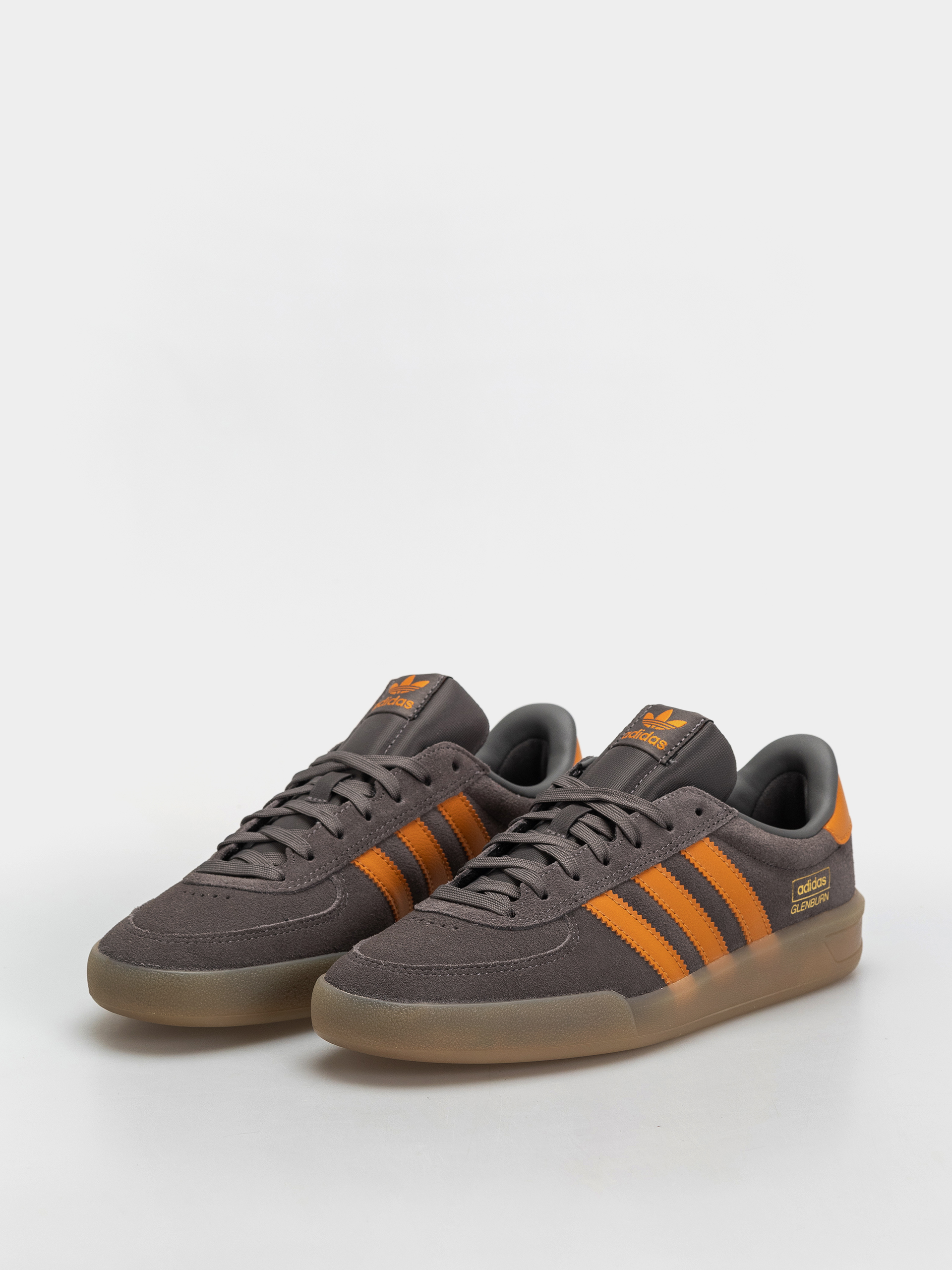 Topánky adidas Glenburn (chacoa/rusora/gum4)