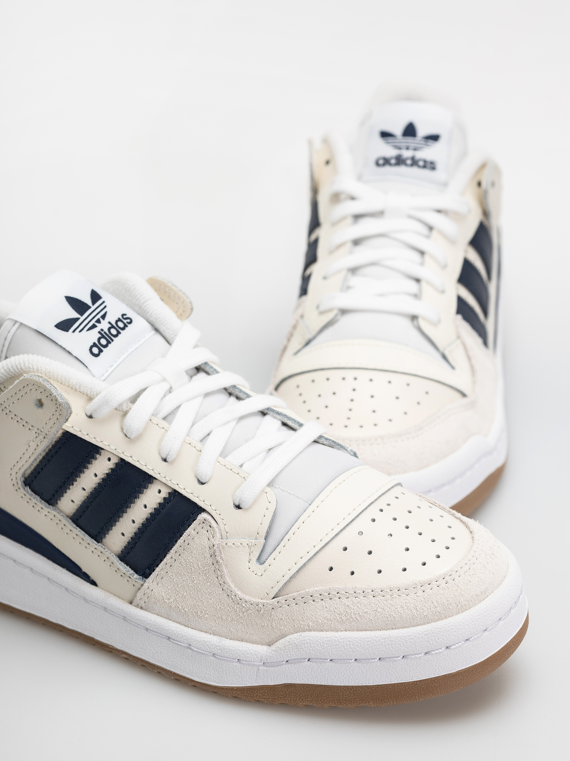 Topánky adidas Forum 84 Low Adv (cwhite/conavy/ftwwht)