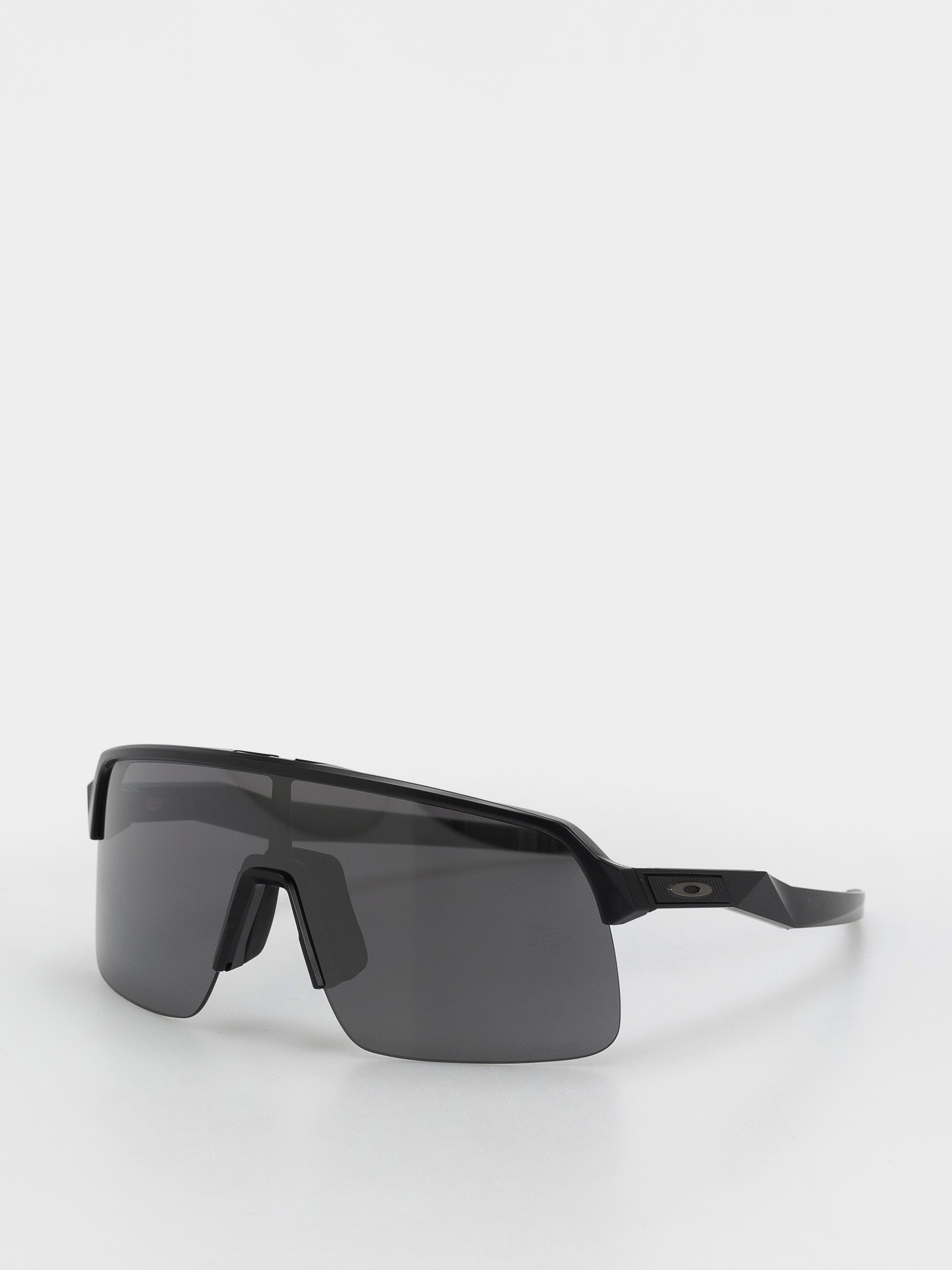 Slnečné okuliare Oakley Sutro Lite (matte black/prizm black)