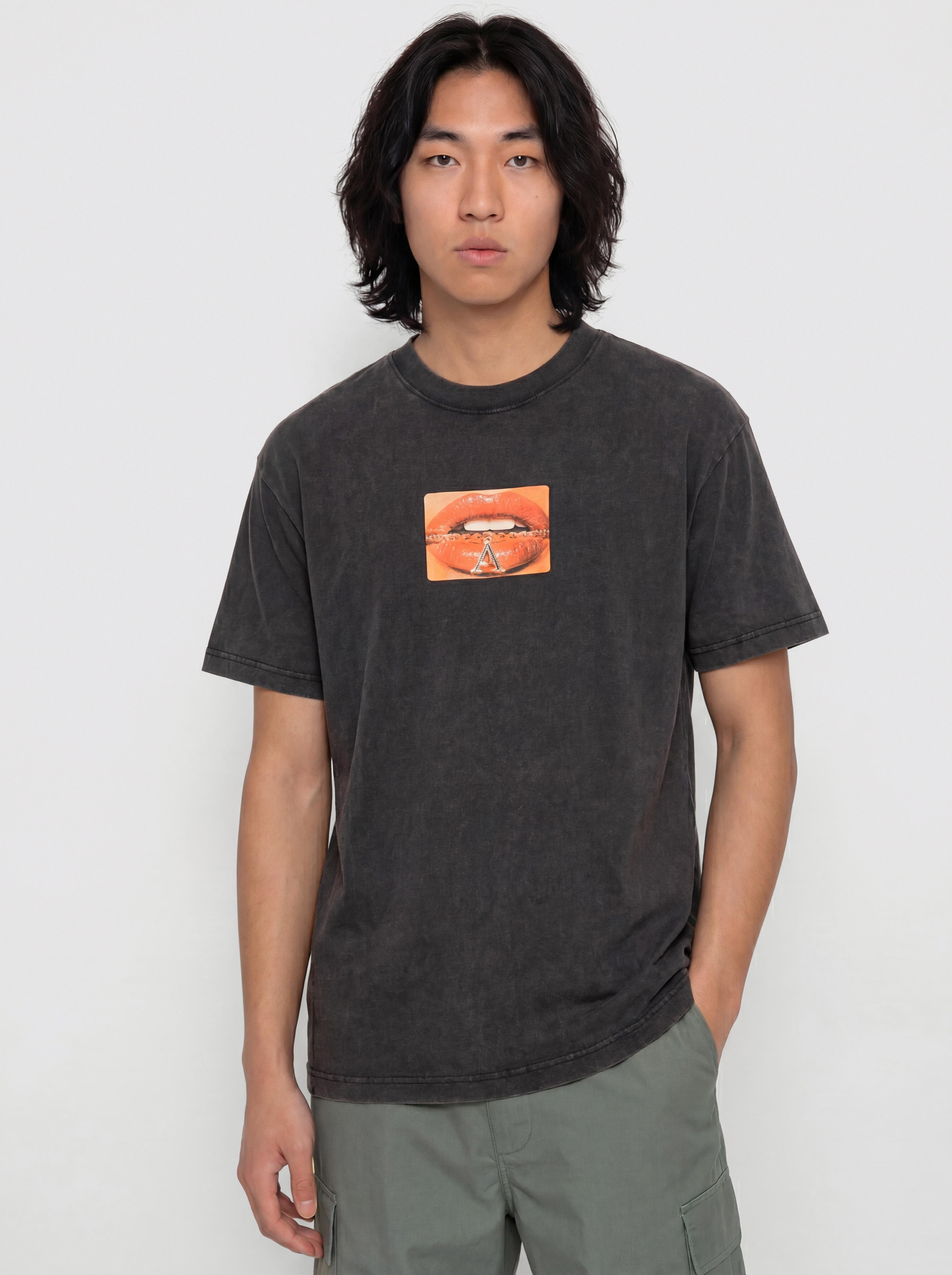 Tričko April Skateboards Pendant (vintage black)