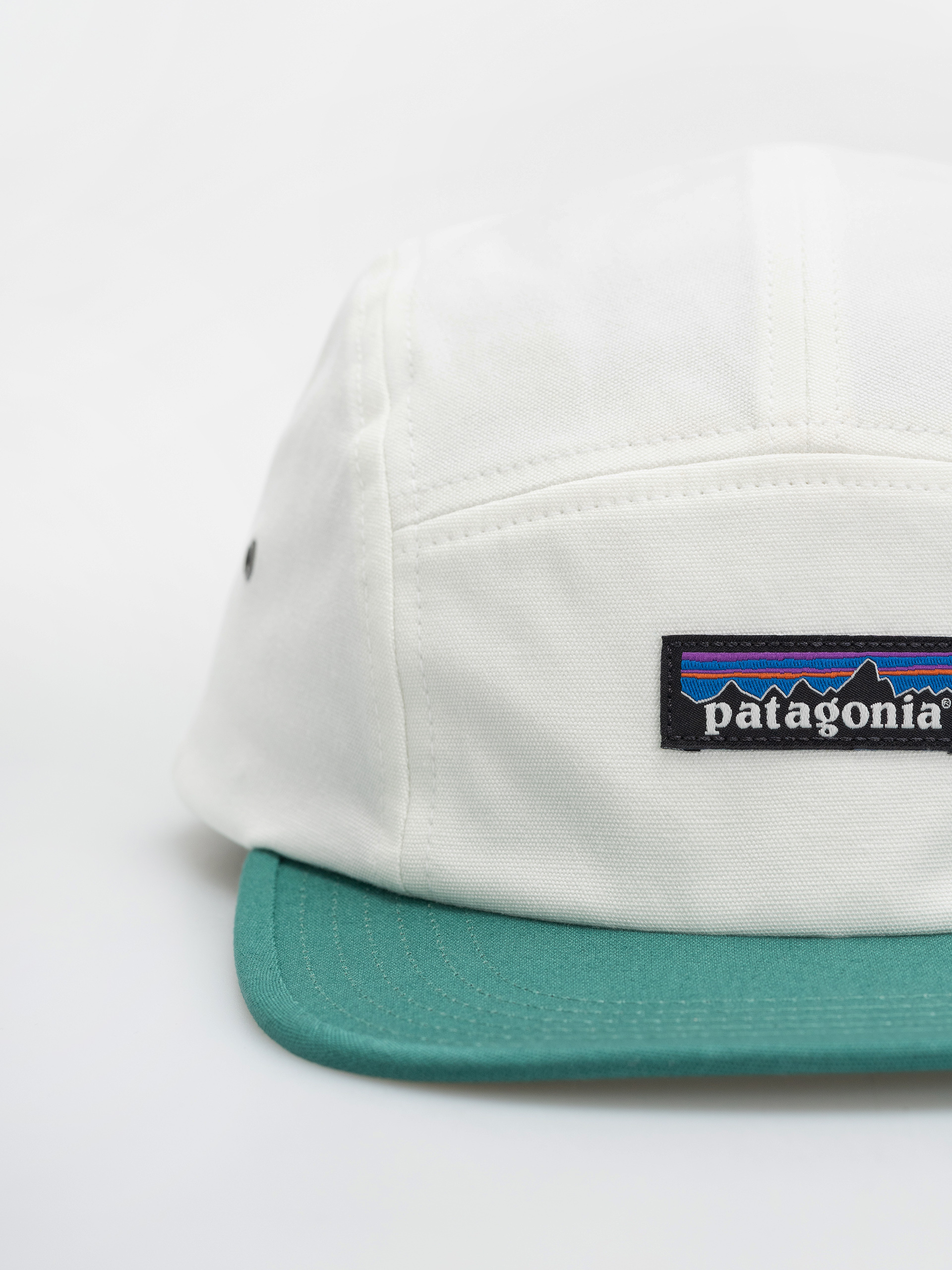 Šiltovka Patagonia Graphic Maclure (p 6 label/birch white)