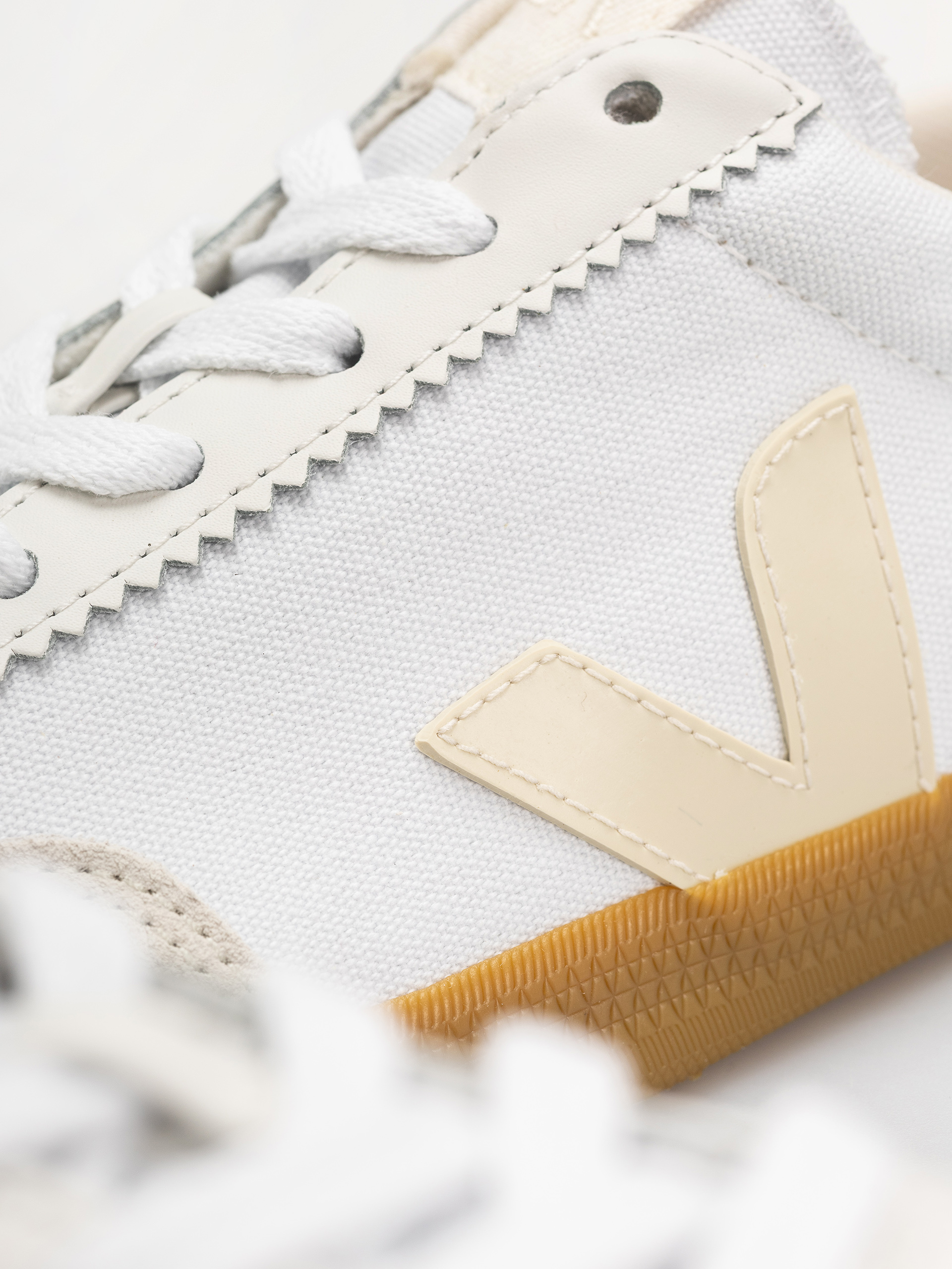 Topánky Veja Volley Wmn (white pierre natural)