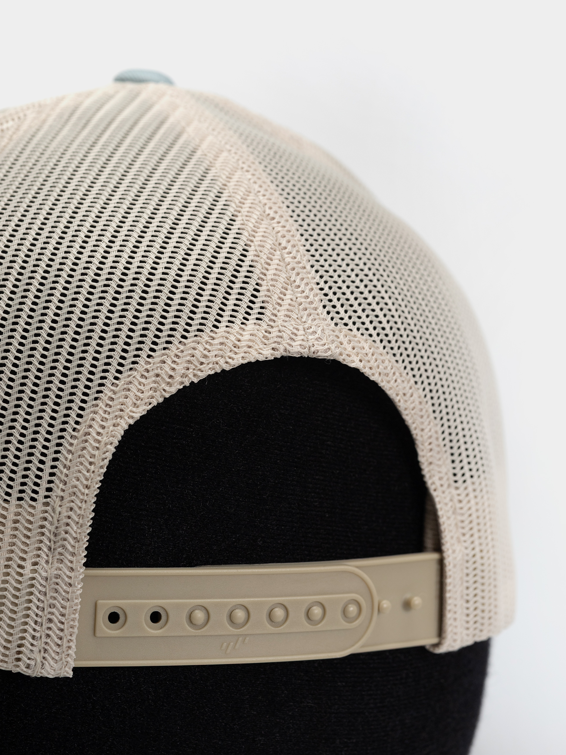 Šiltovka Columbia Mesh Snap Back (crushed blue/iron/columbia mountains)