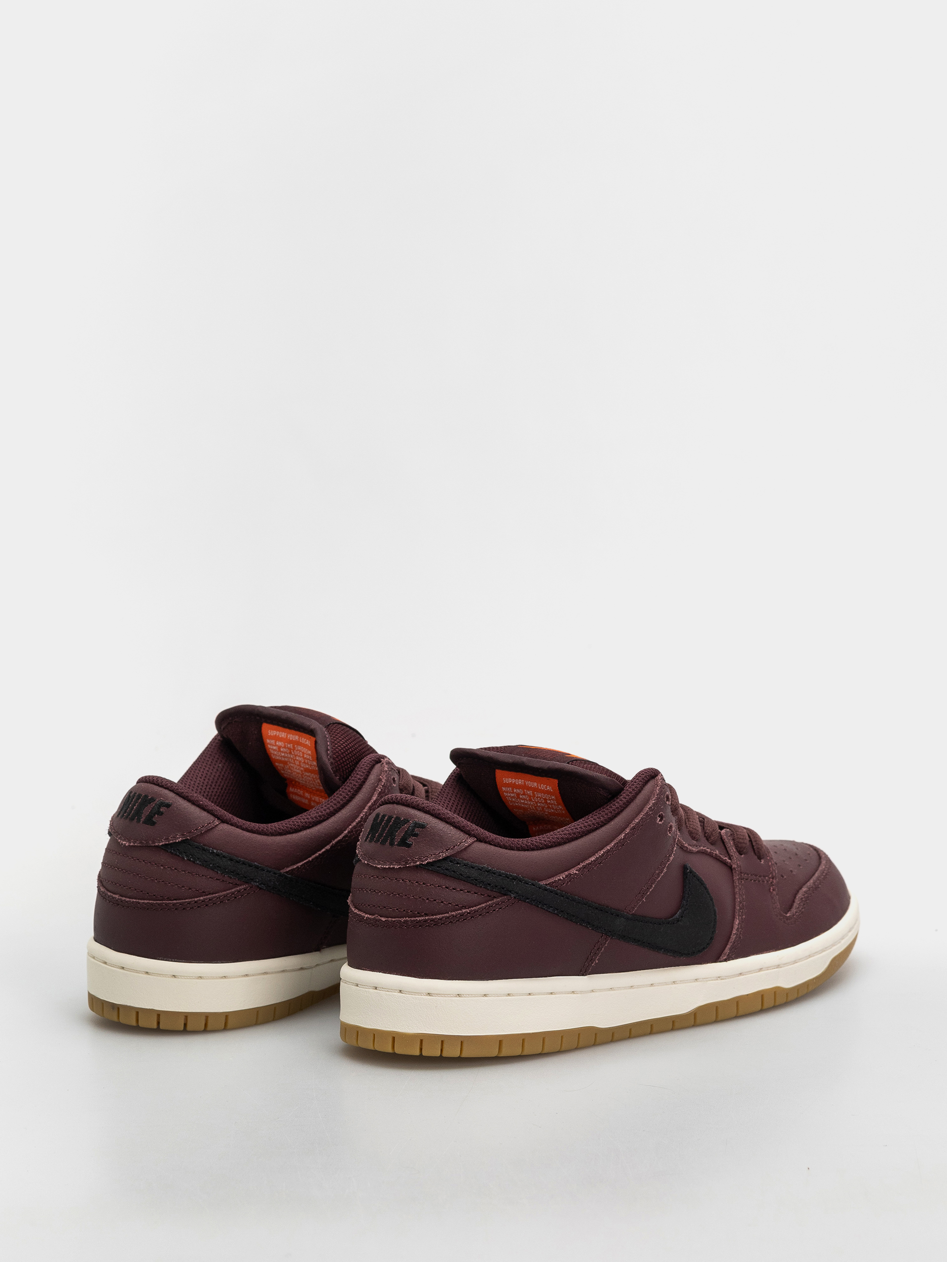 Topánky Nike SB Dunk Low Pro ISO (burgundy crush/black mystic dates sail)