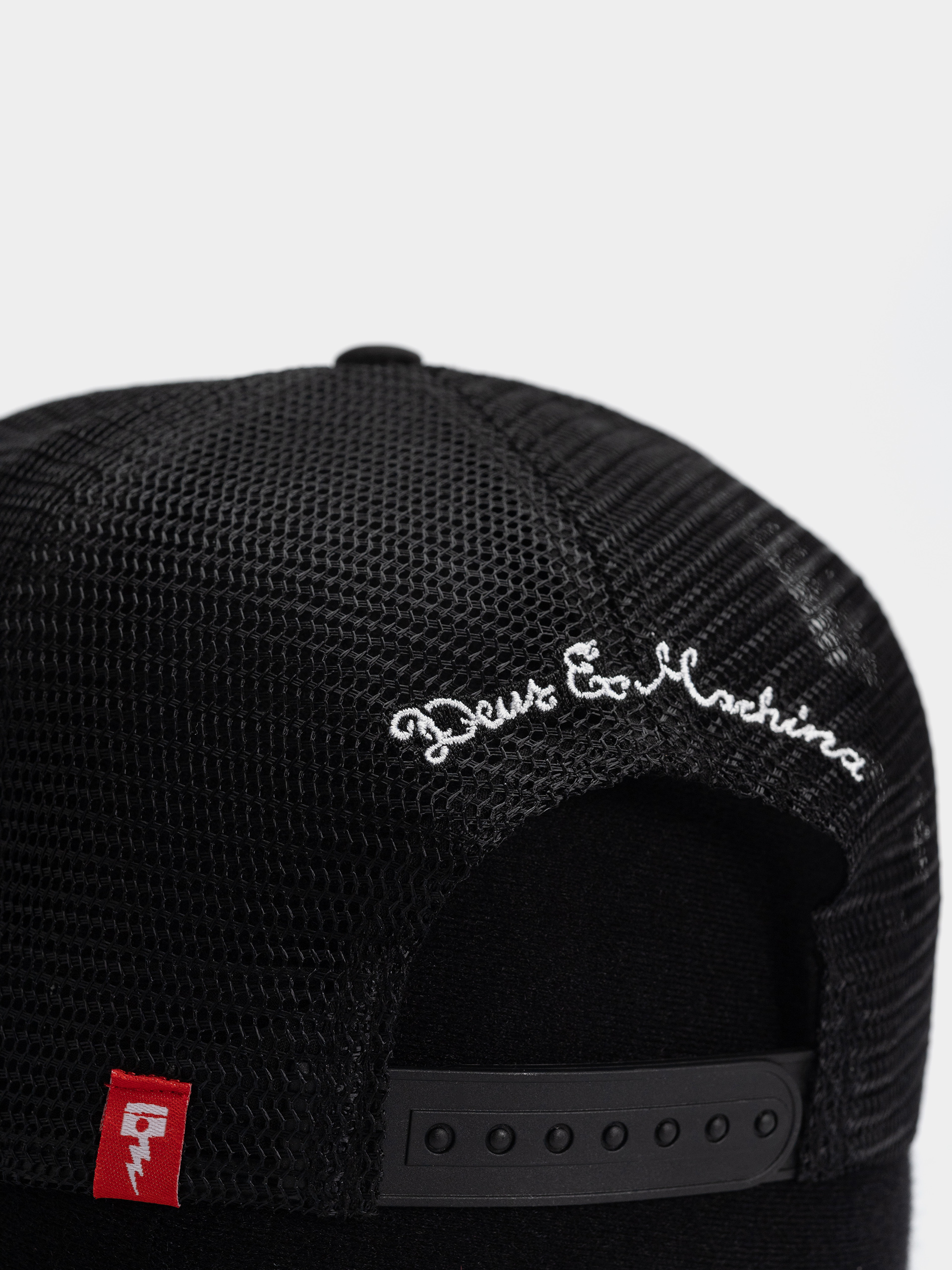 Šiltovka Deus Ex Machina Venice Address (black)