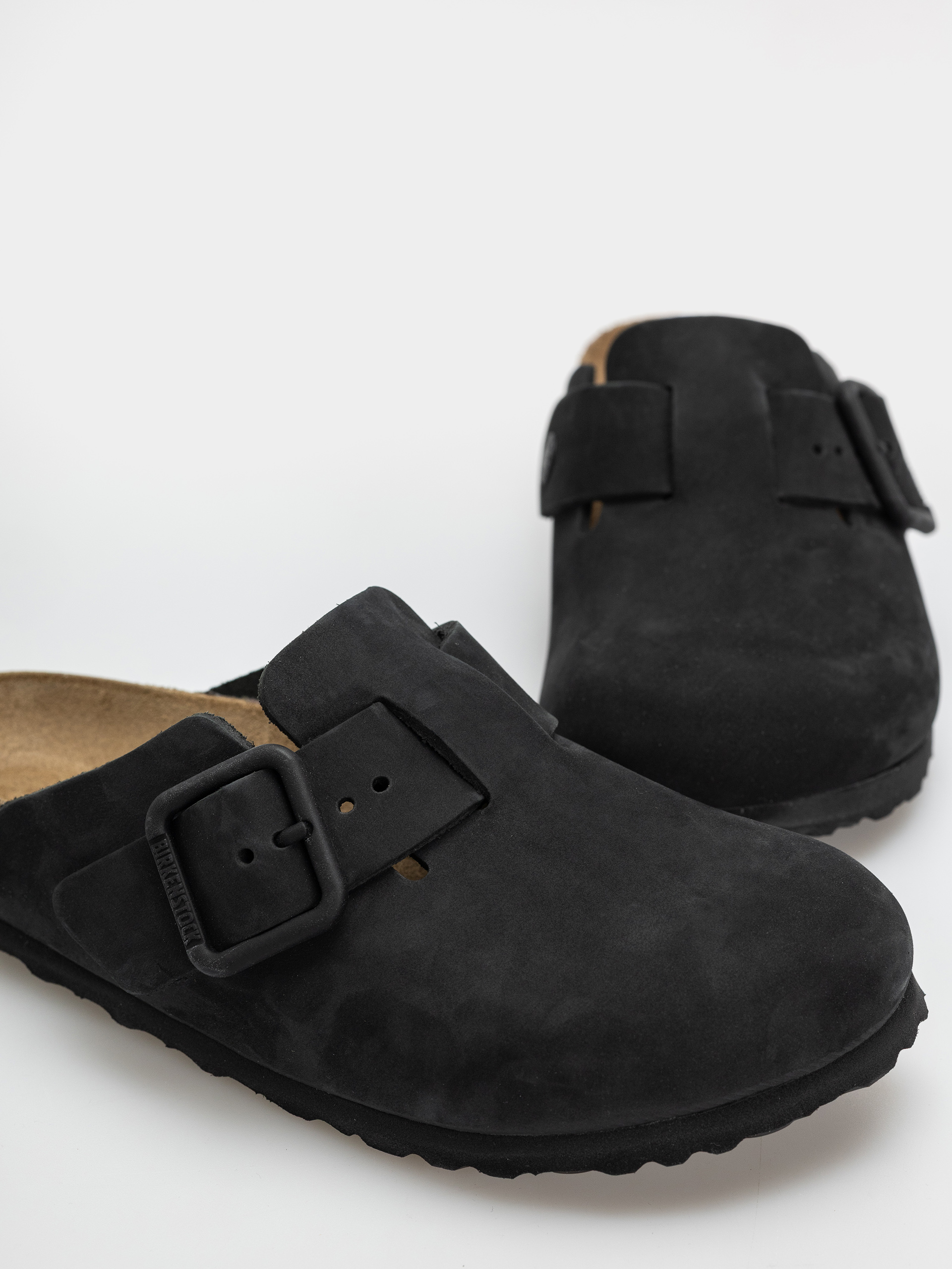 Šľapky Birkenstock Boston Wire Buckle Nubuck Leather Narrow (black)