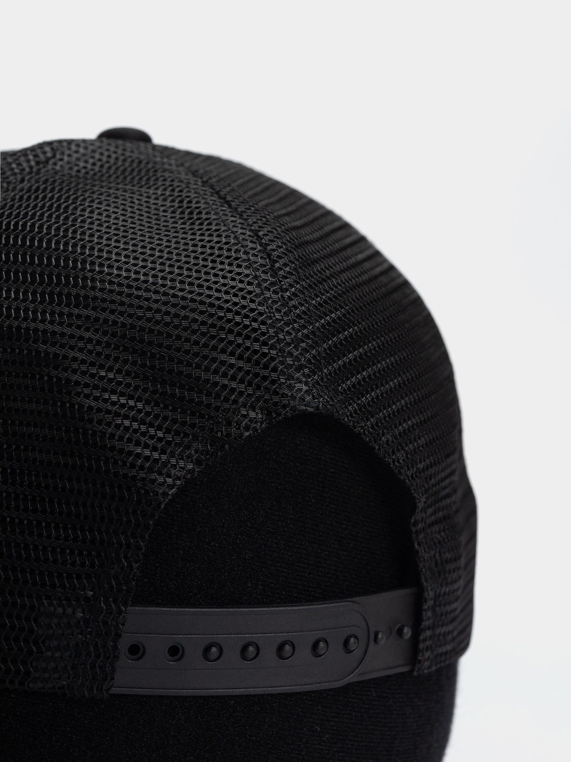 Šiltovka Carhartt WIP Cloud Heart Trucker (black)