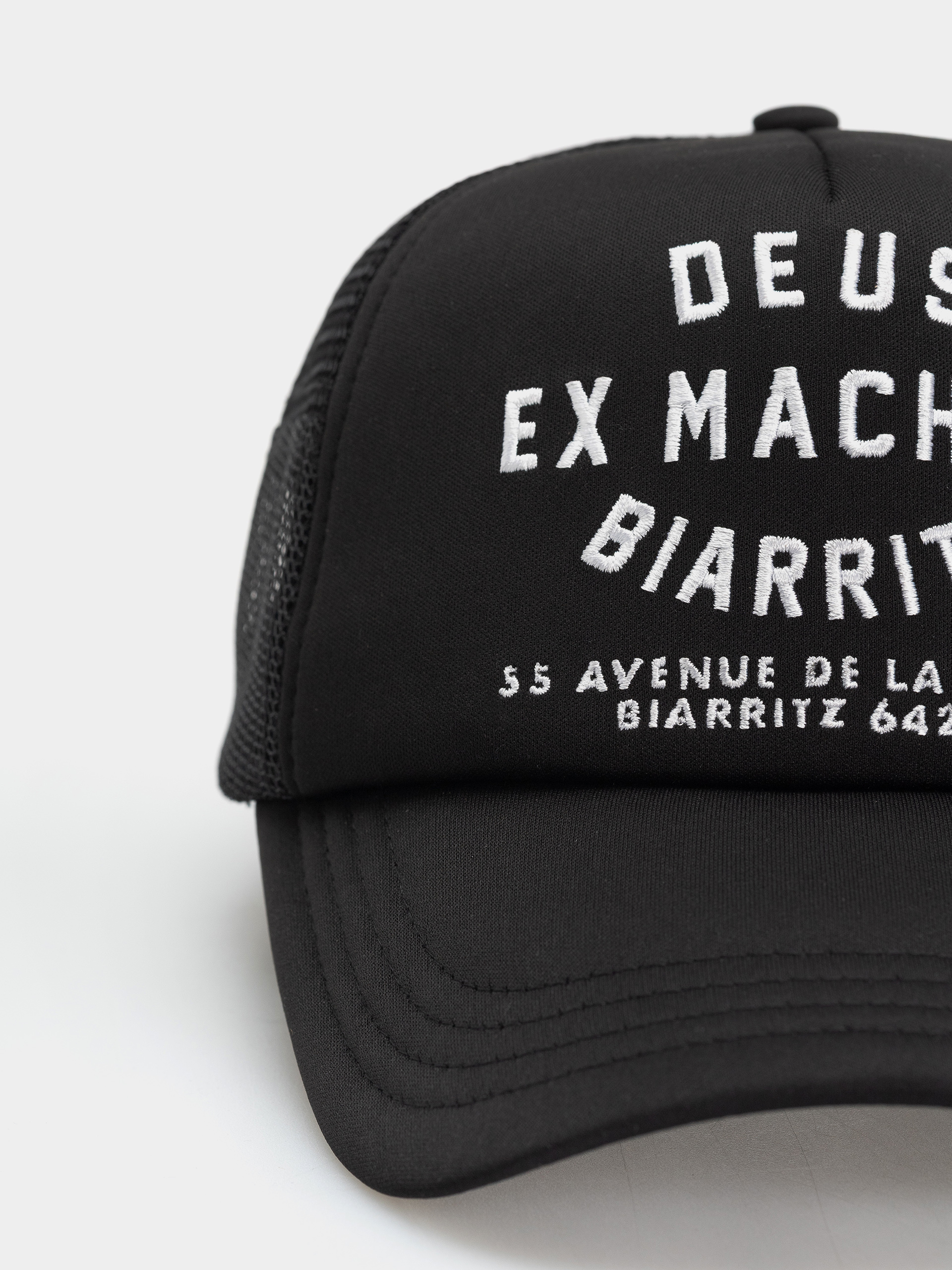 Šiltovka Deus Ex Machina Biarritz Address (black)