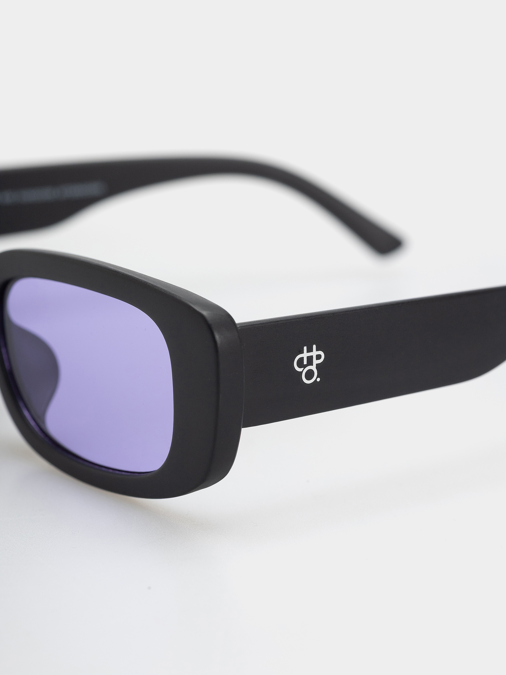 Slnečné okuliare CHPO Nicole (matte black/purple)