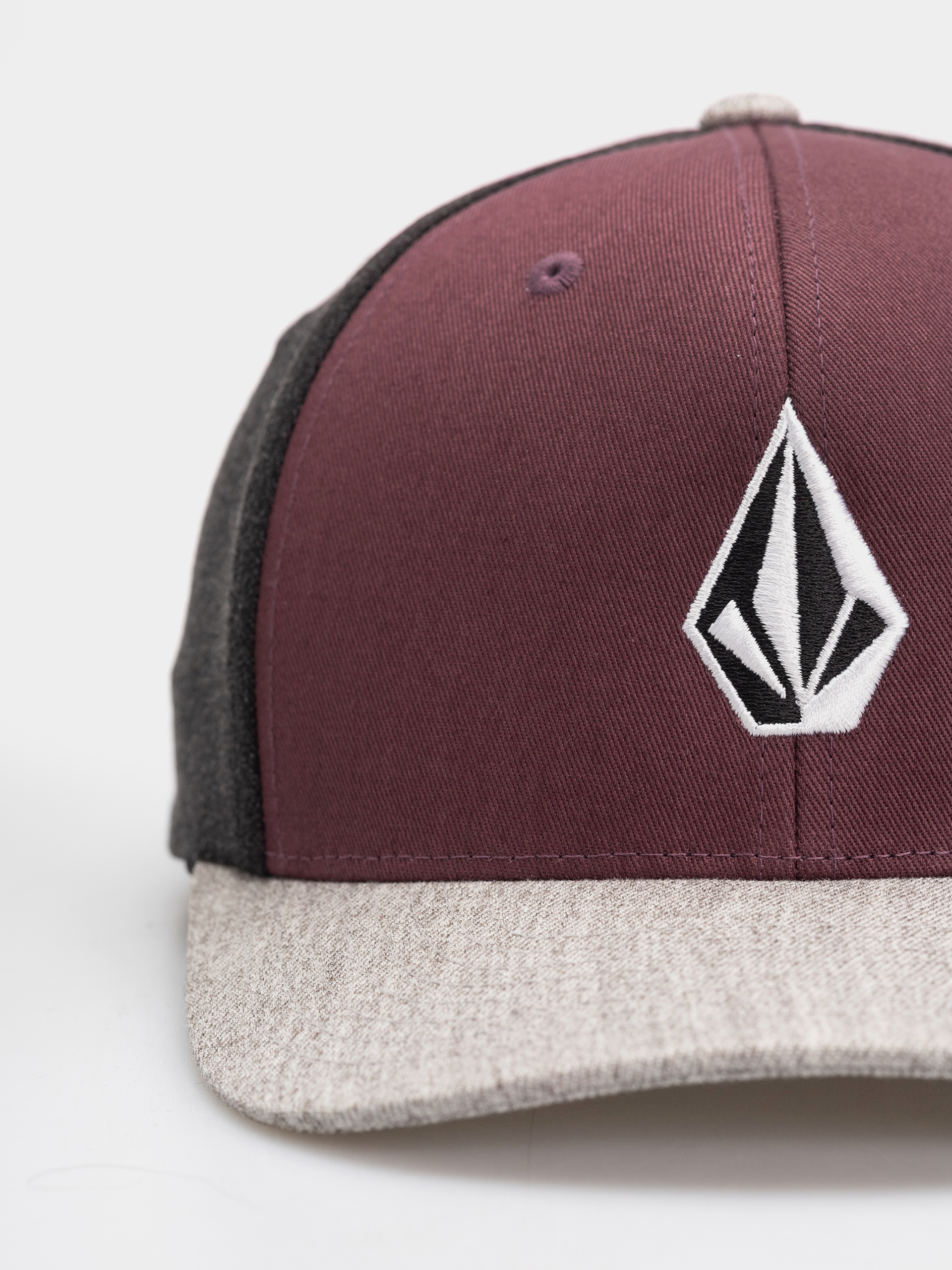 Šiltovka Volcom Full Stone Hthr Flexfit (pistol punch)