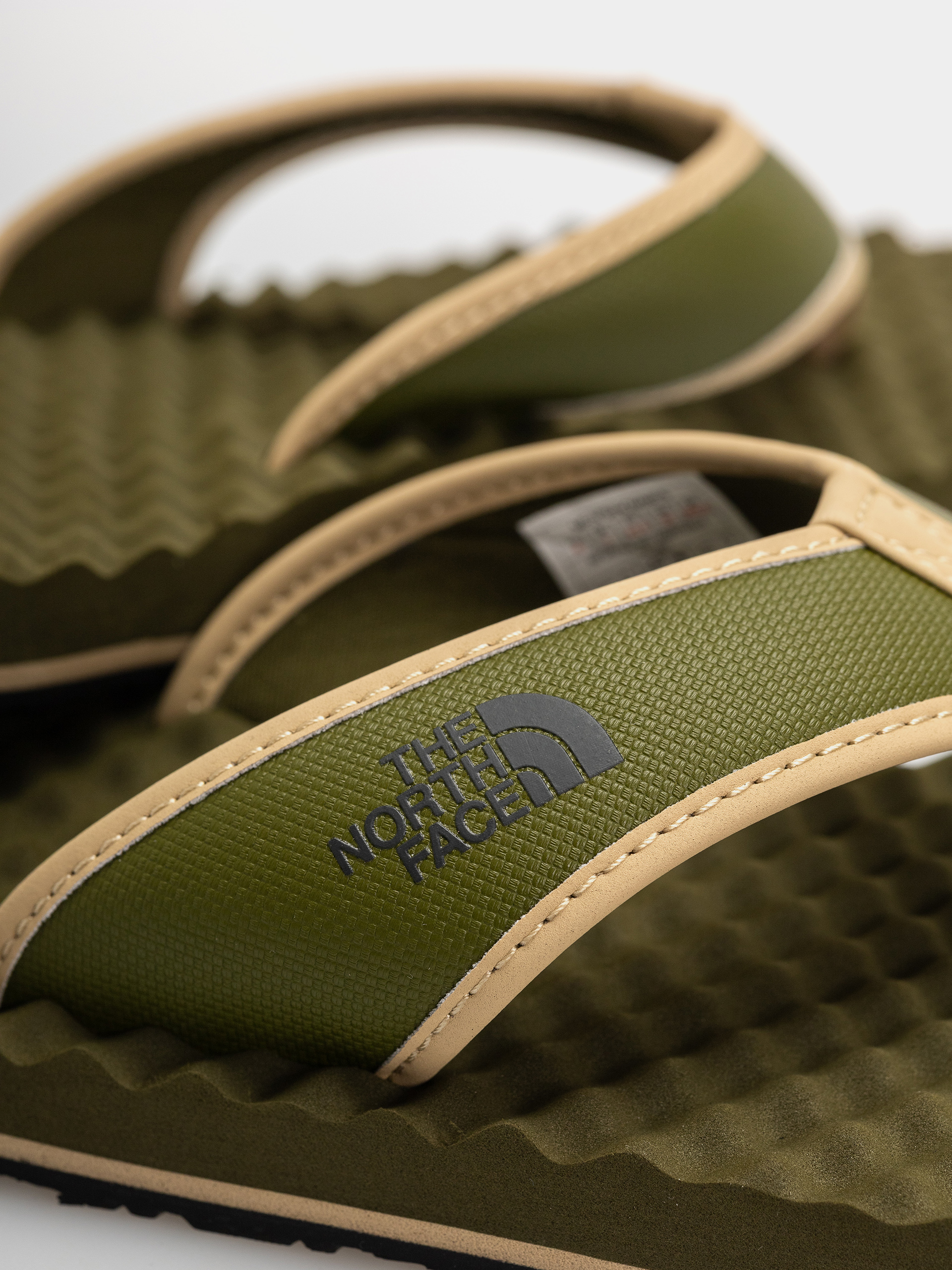 Šľapky The North Face Base Camp Flip Flop II (forest olive/fo)