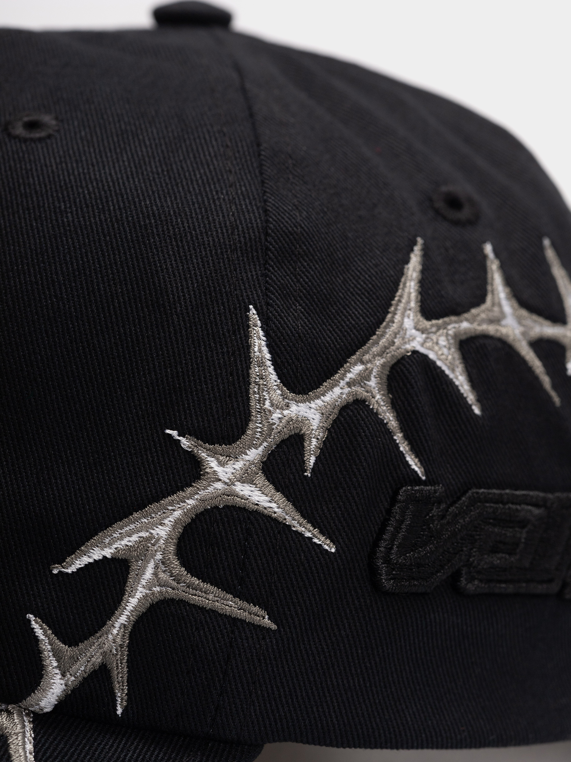 Šiltovka Vans Thorn Curved Bill Jockey (black)