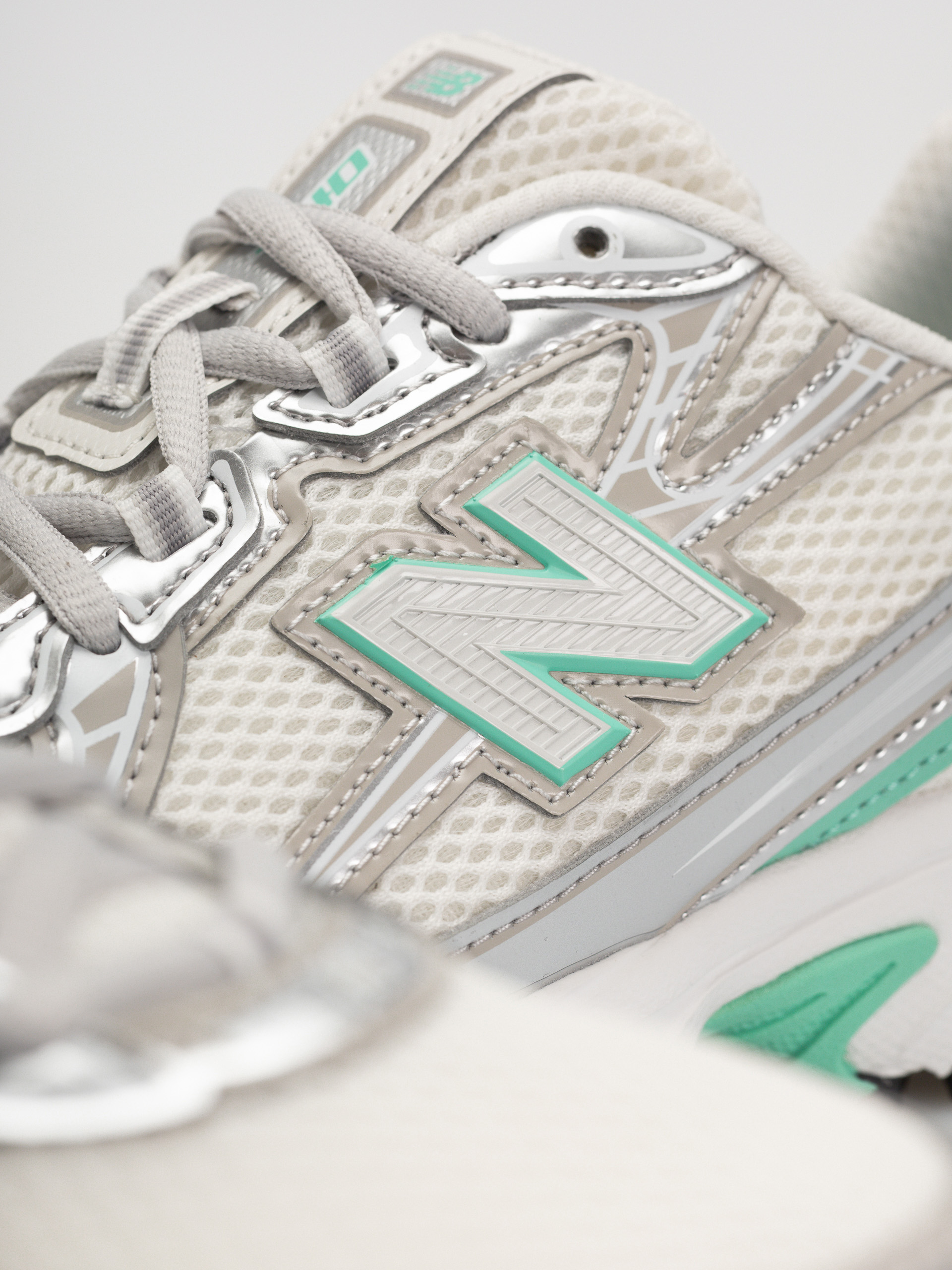 Topánky New Balance 740 JR (silver metallic/deep end)