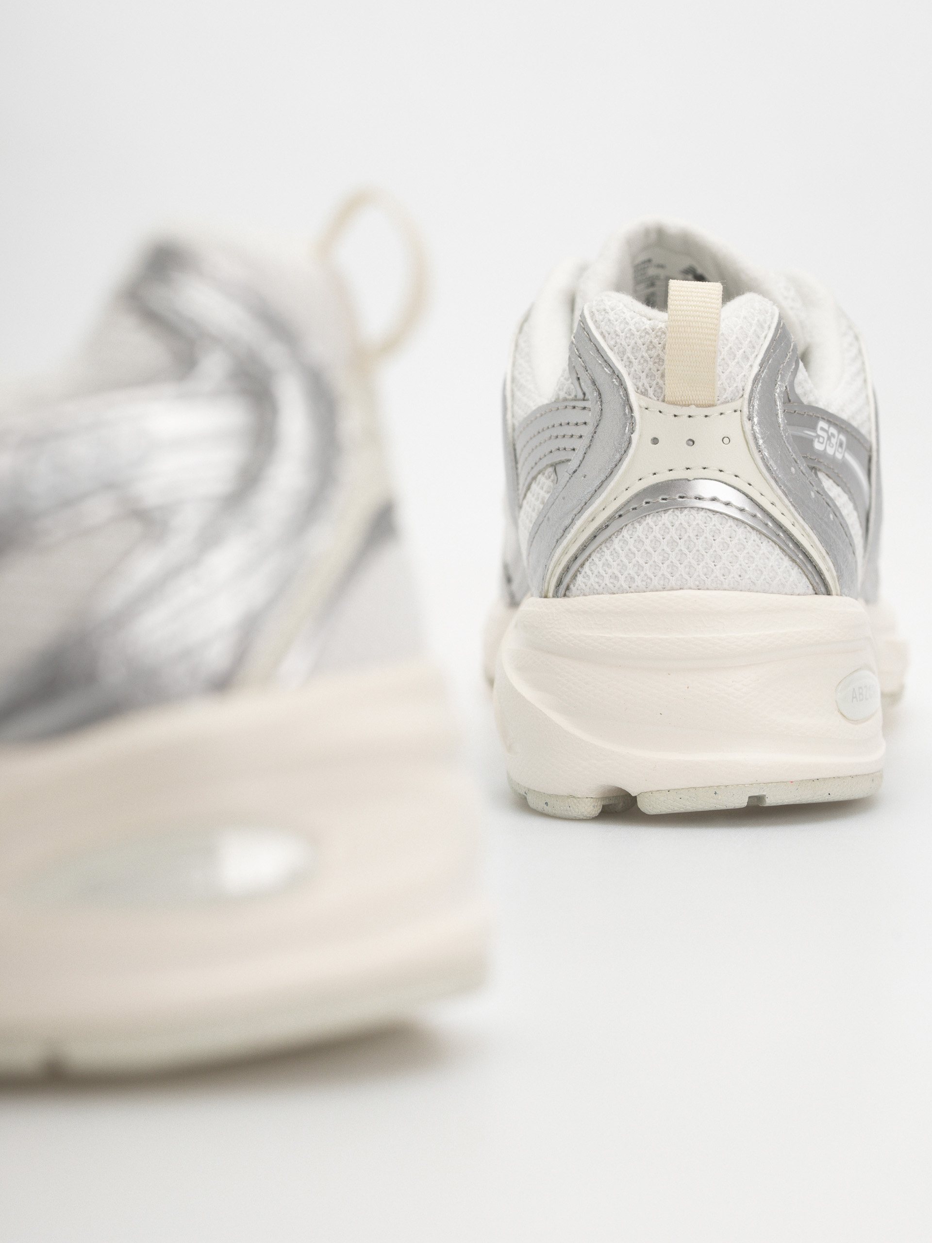 Topánky New Balance 530 (silver metallic/reflection)