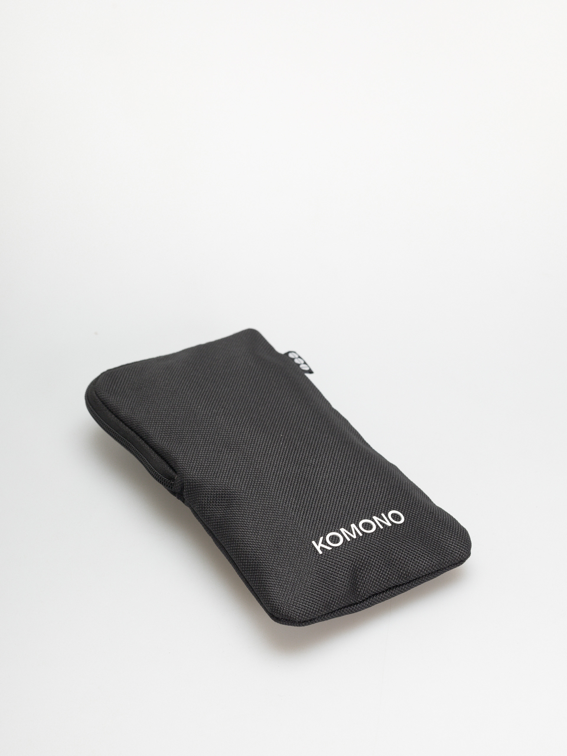 Slnečné okuliare Komono Grace (black glossy)