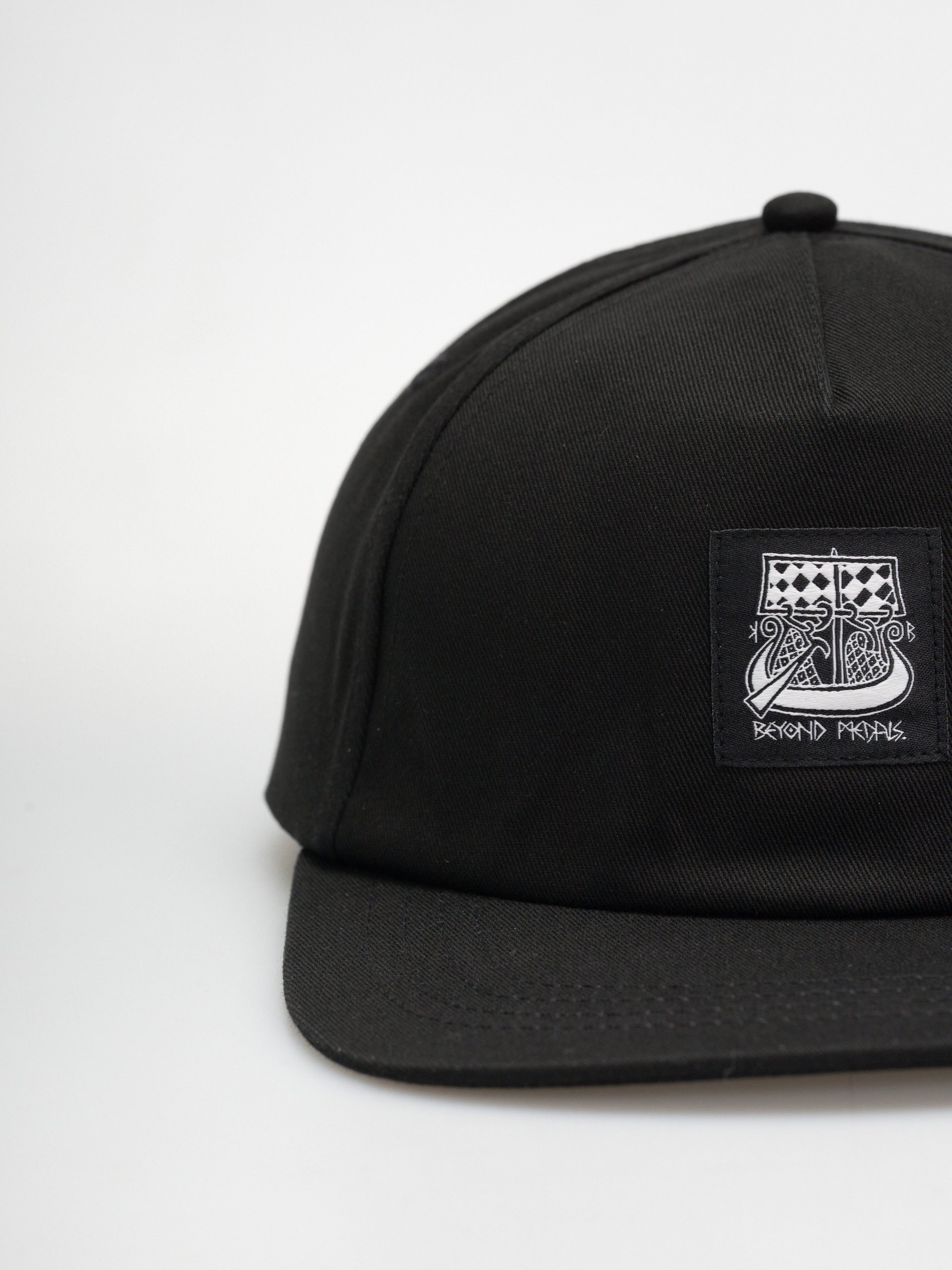 Šiltovka Beyond Medals Baekkel Unstructured (black)