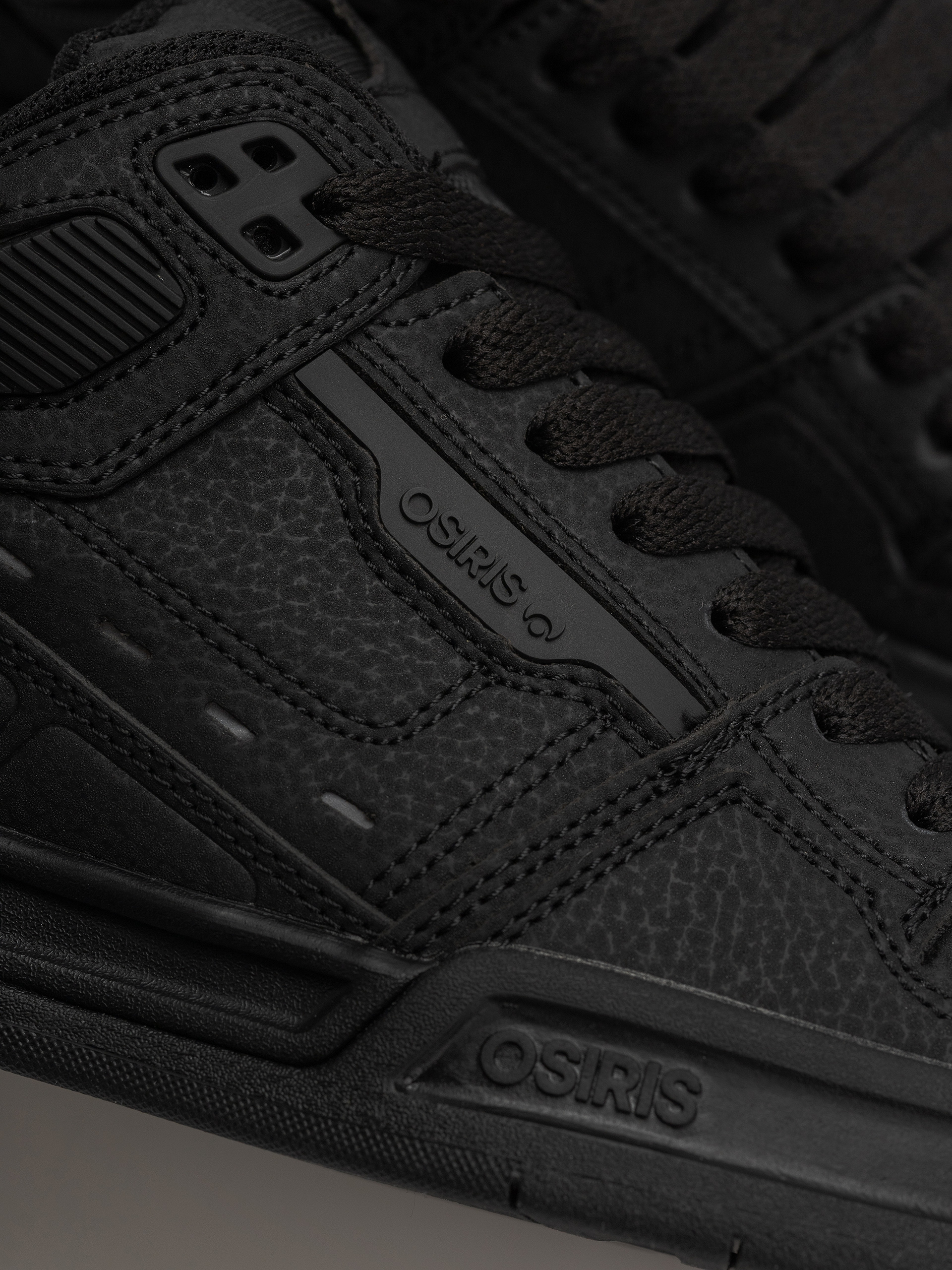 Topánky Osiris Peril (black/black/black)