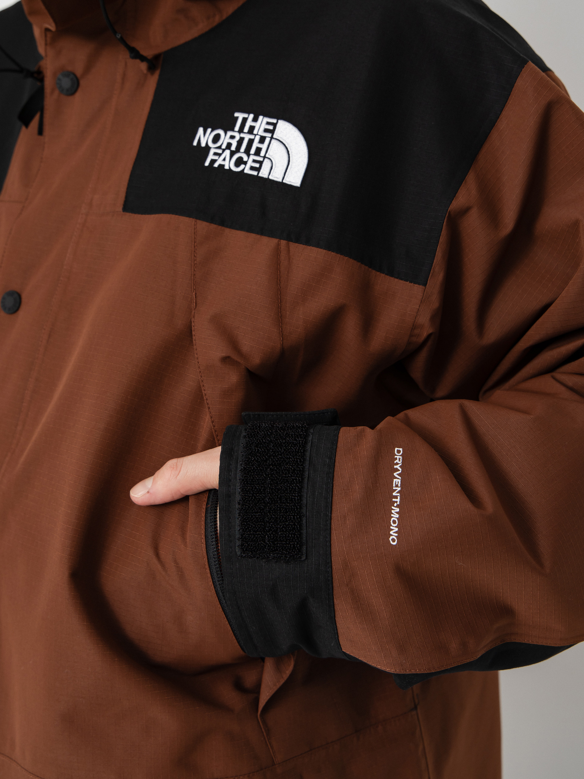 Bunda The North Face Dryvent Mono Mountain (ember soil/tnf)