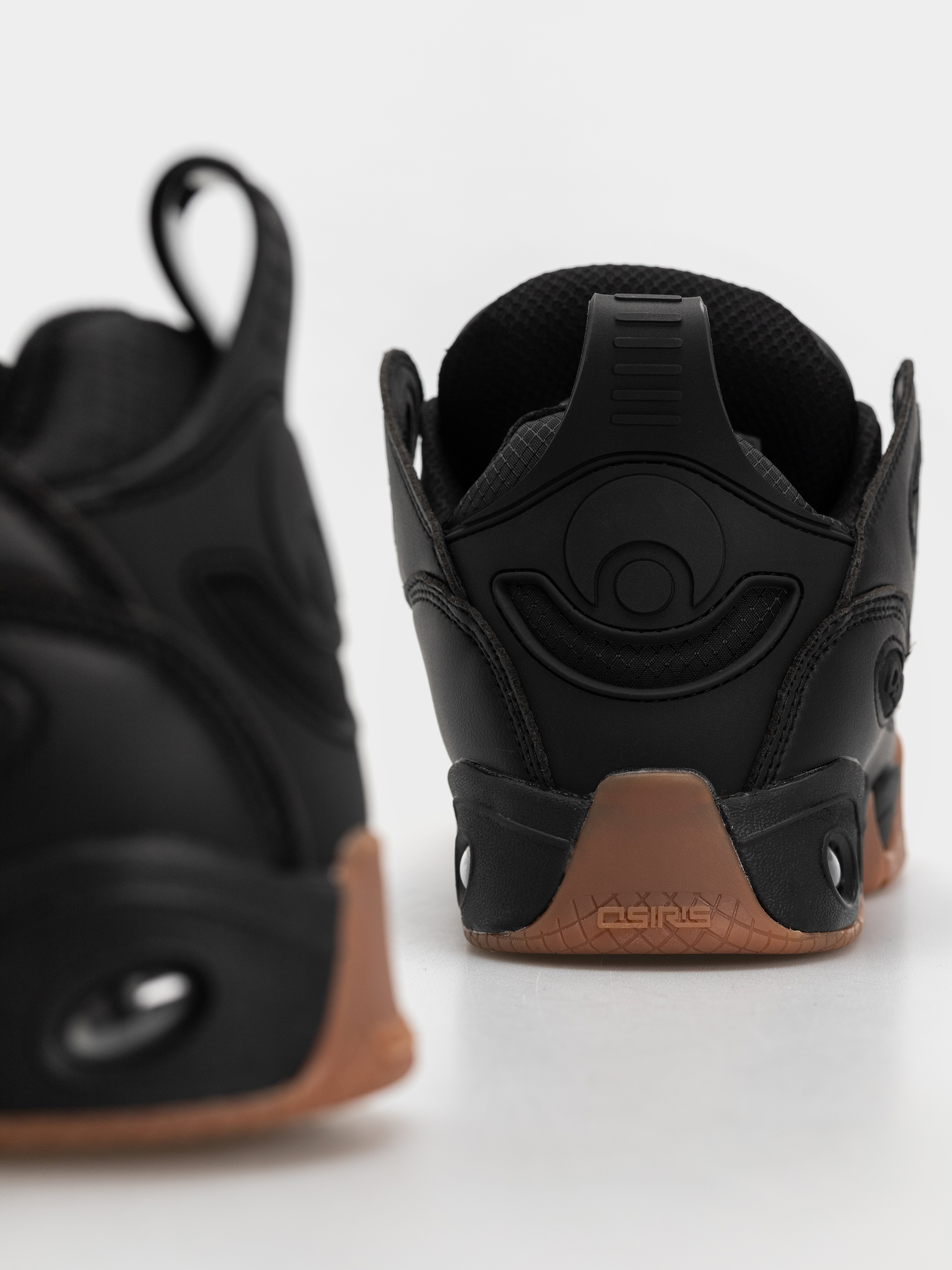 Topánky Osiris D3 E (black/black/gum)