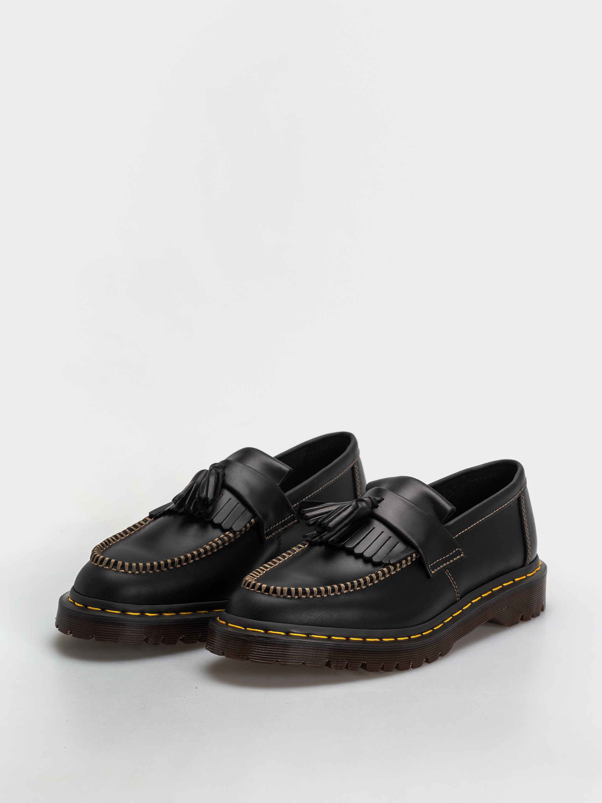 Topánky Dr. Martens Adrian Ben Tassel Loafer (black orleans)