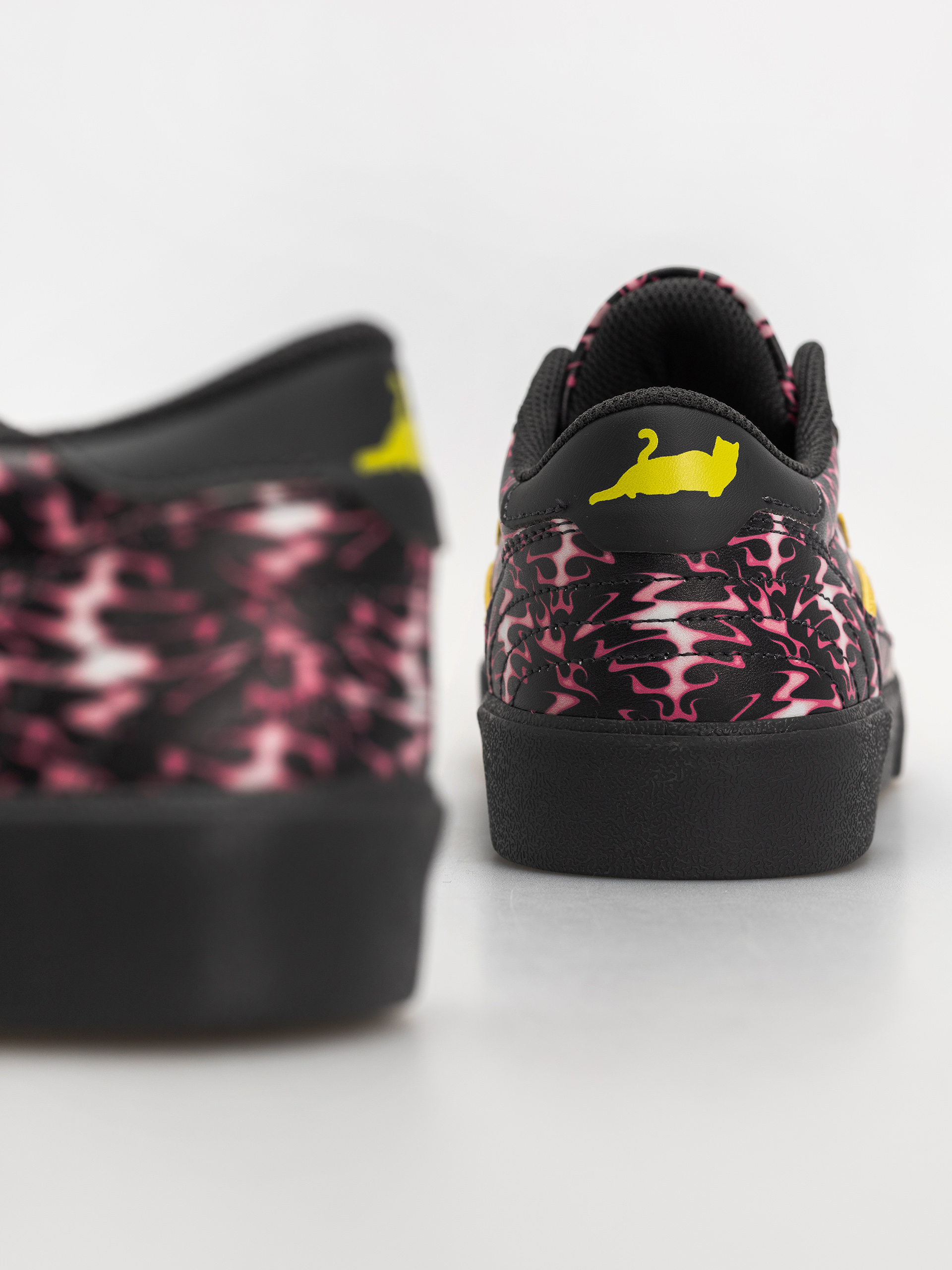 Topánky Lakai Cambridge Lakai X Rip'N'Dip (pink flame)