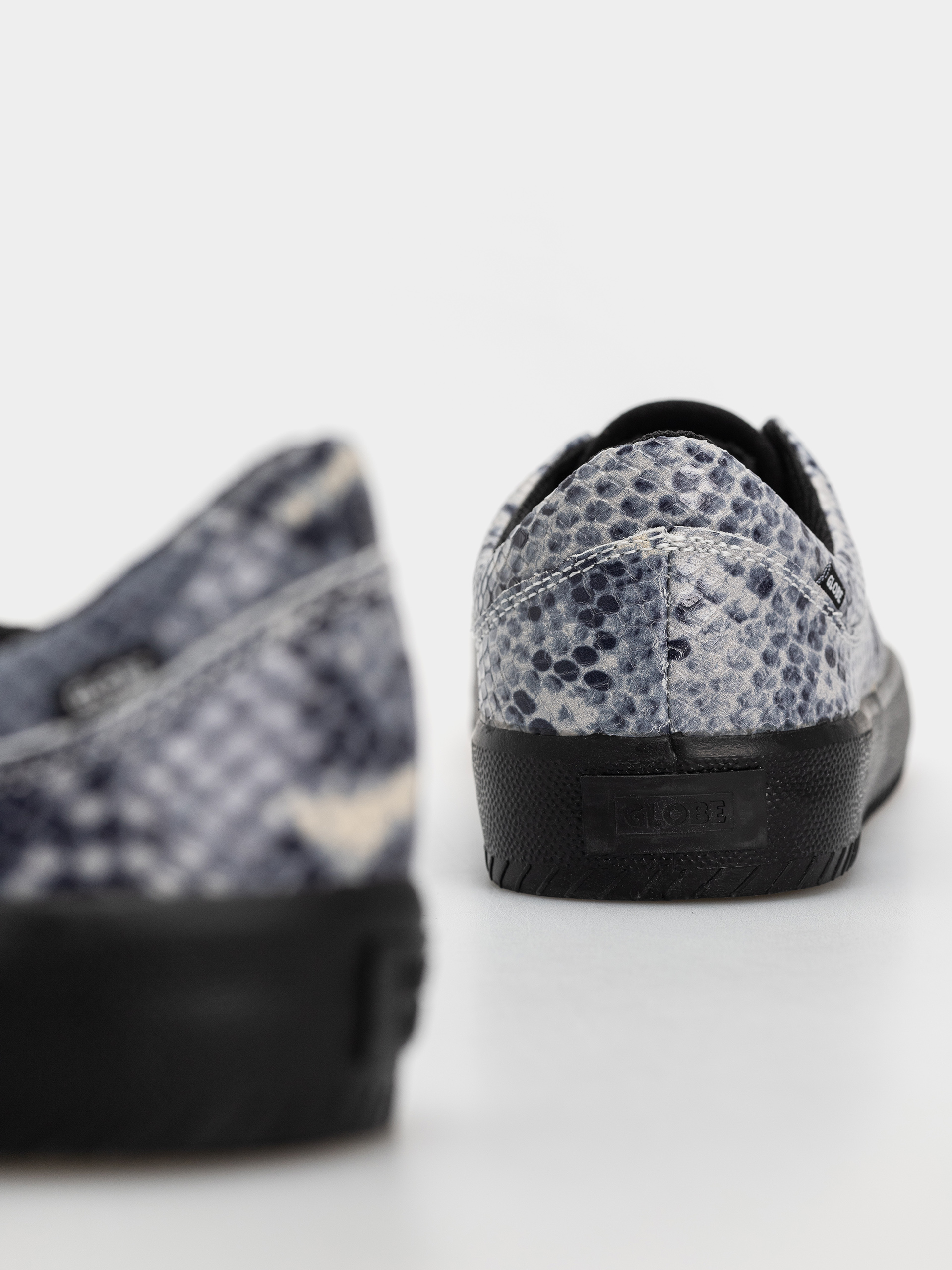 Topánky Globe Melbek (wasted talent black/snake)