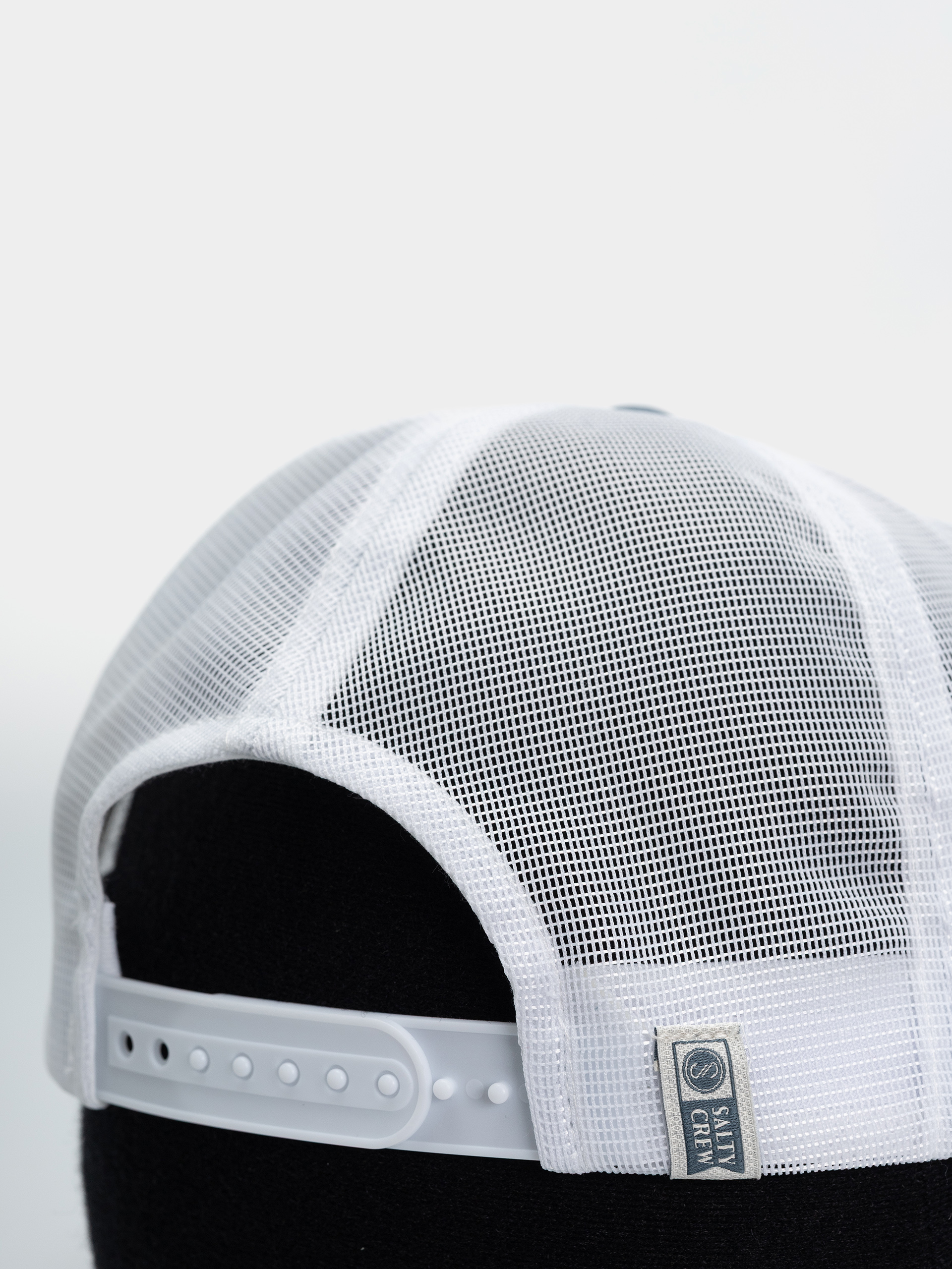 Šiltovka Salty Crew Bait Shop Trucker (off white)