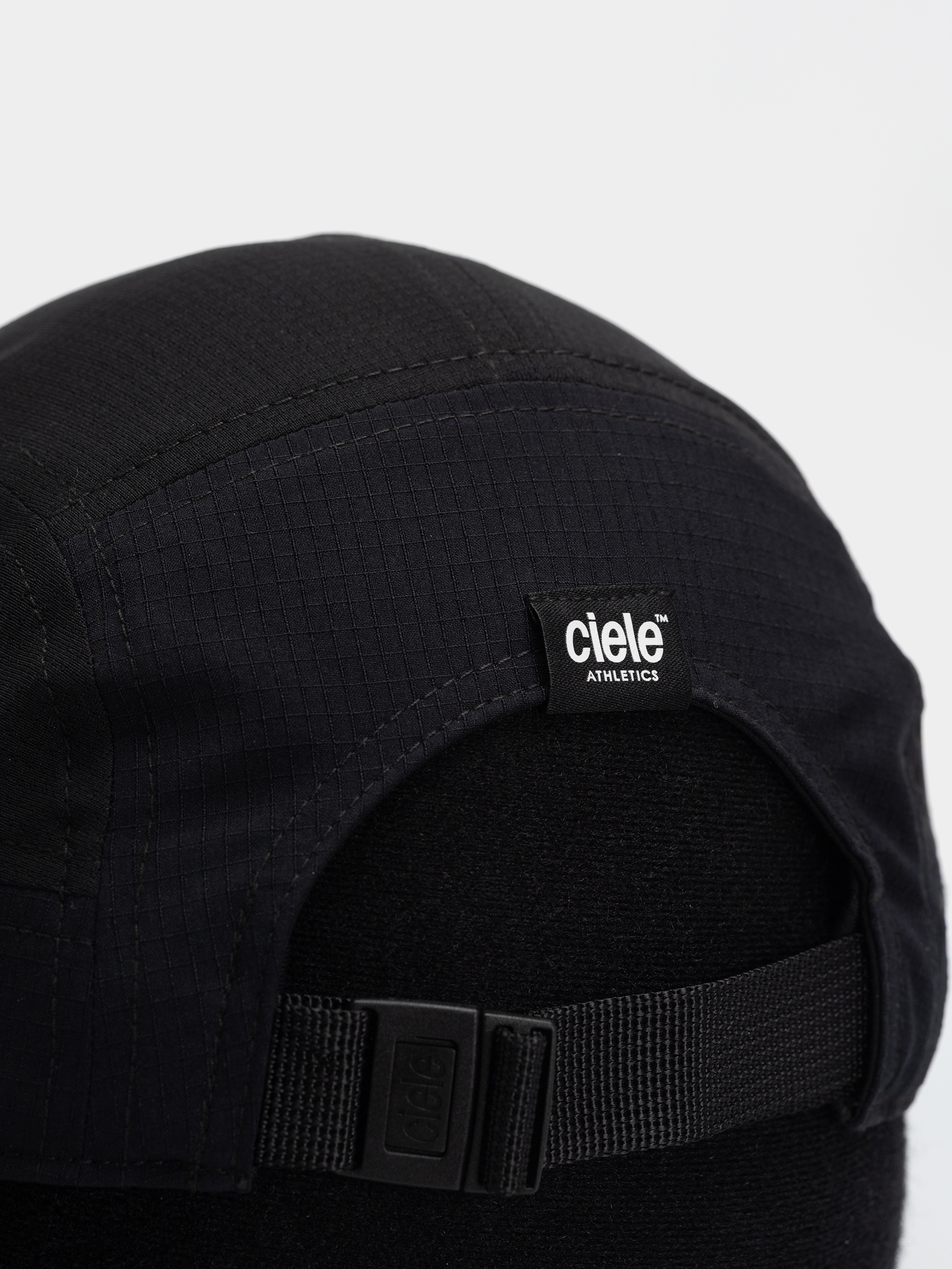 Šiltovka Ciele Athletics GOCapSC Field CapitalRC (whitaker)