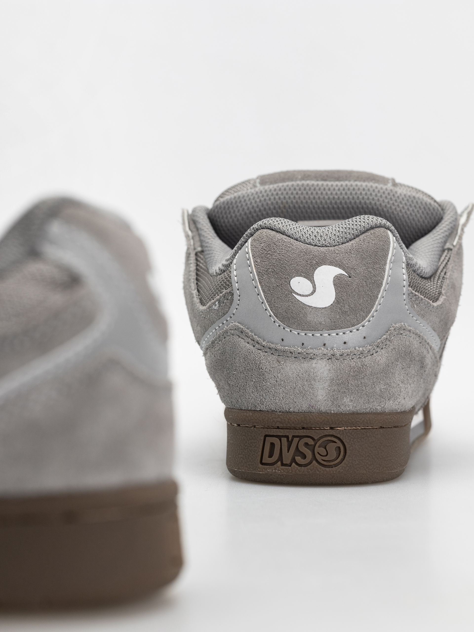 Topánky DVS Celsius (charcoal/white/gum)