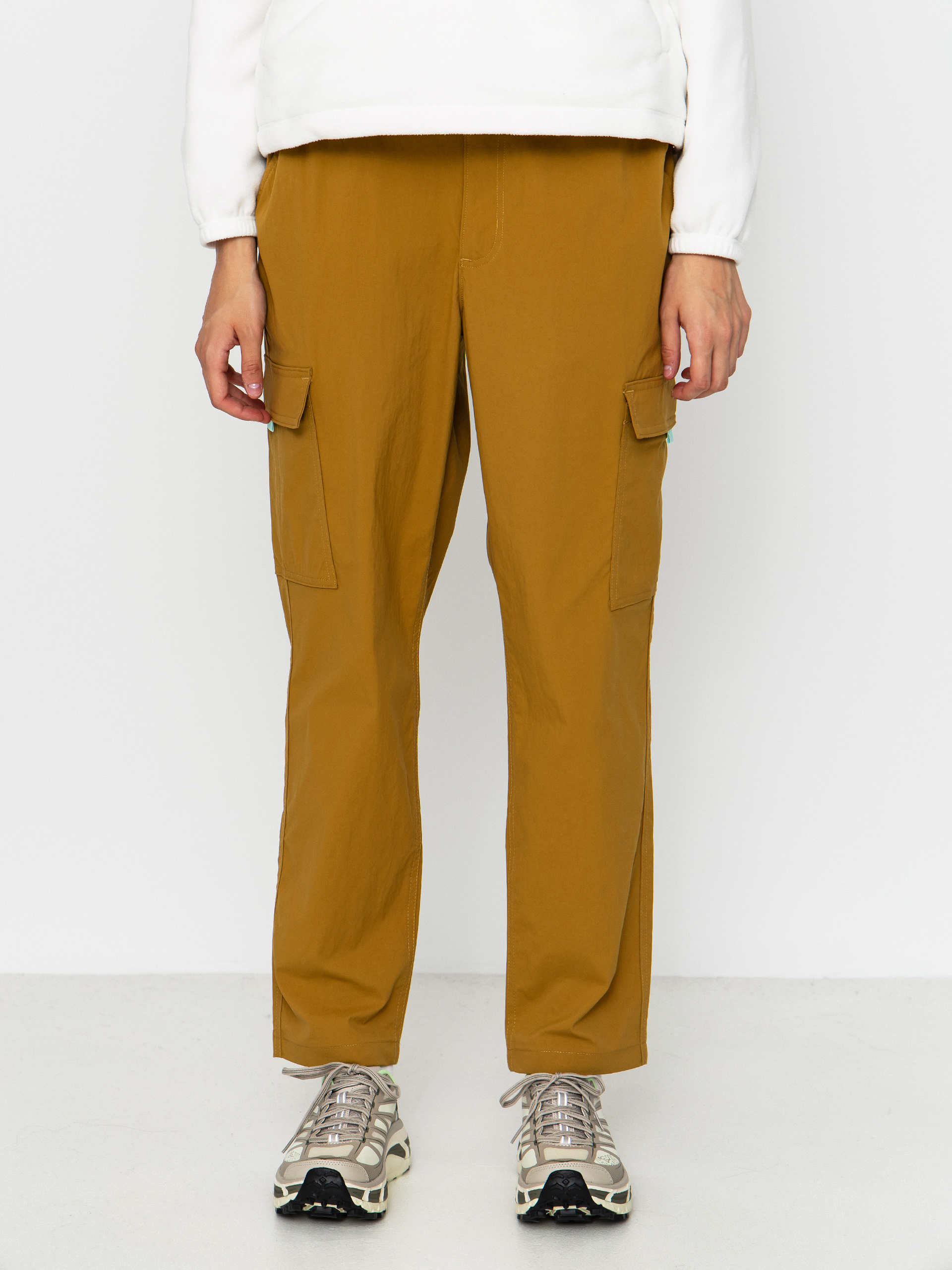 Nohavice Patagonia Outdoor Everyday Cargo Wmn (bobcat brown)