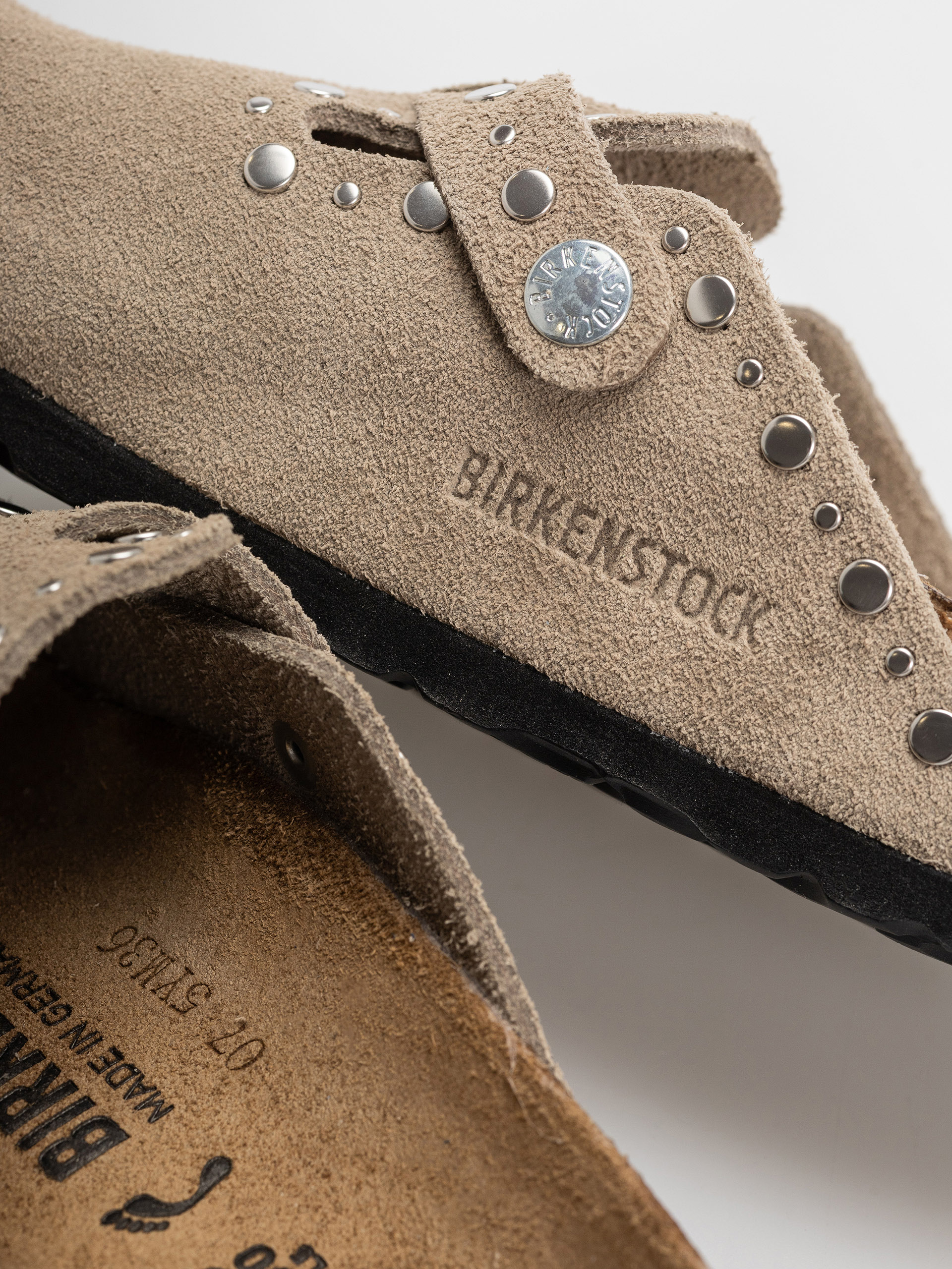 Šľapky Birkenstock Boston Rivets Suede Leather Narrow Wmn (taupe)