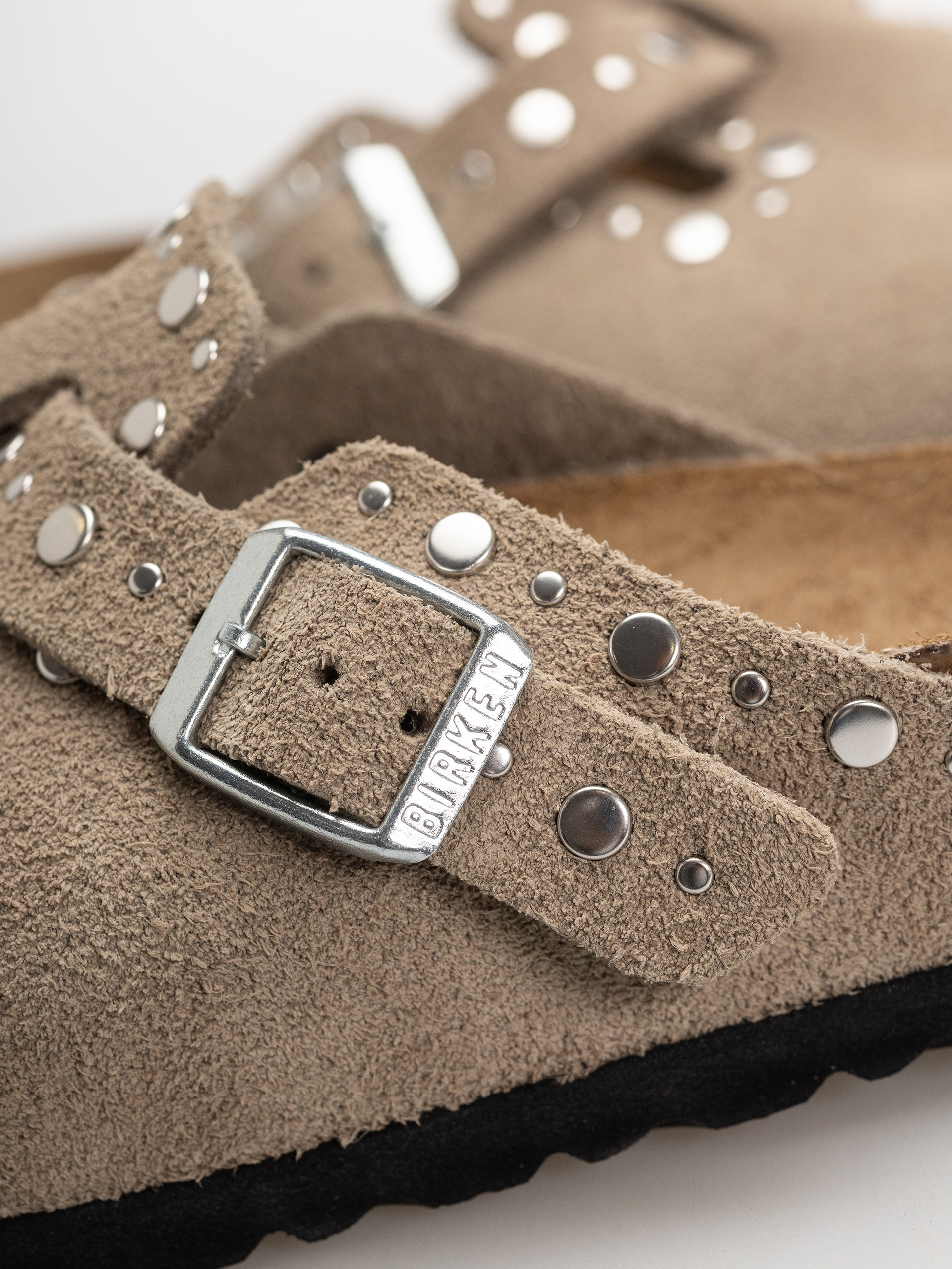 Šľapky Birkenstock Boston Rivets Suede Leather Narrow Wmn (taupe)