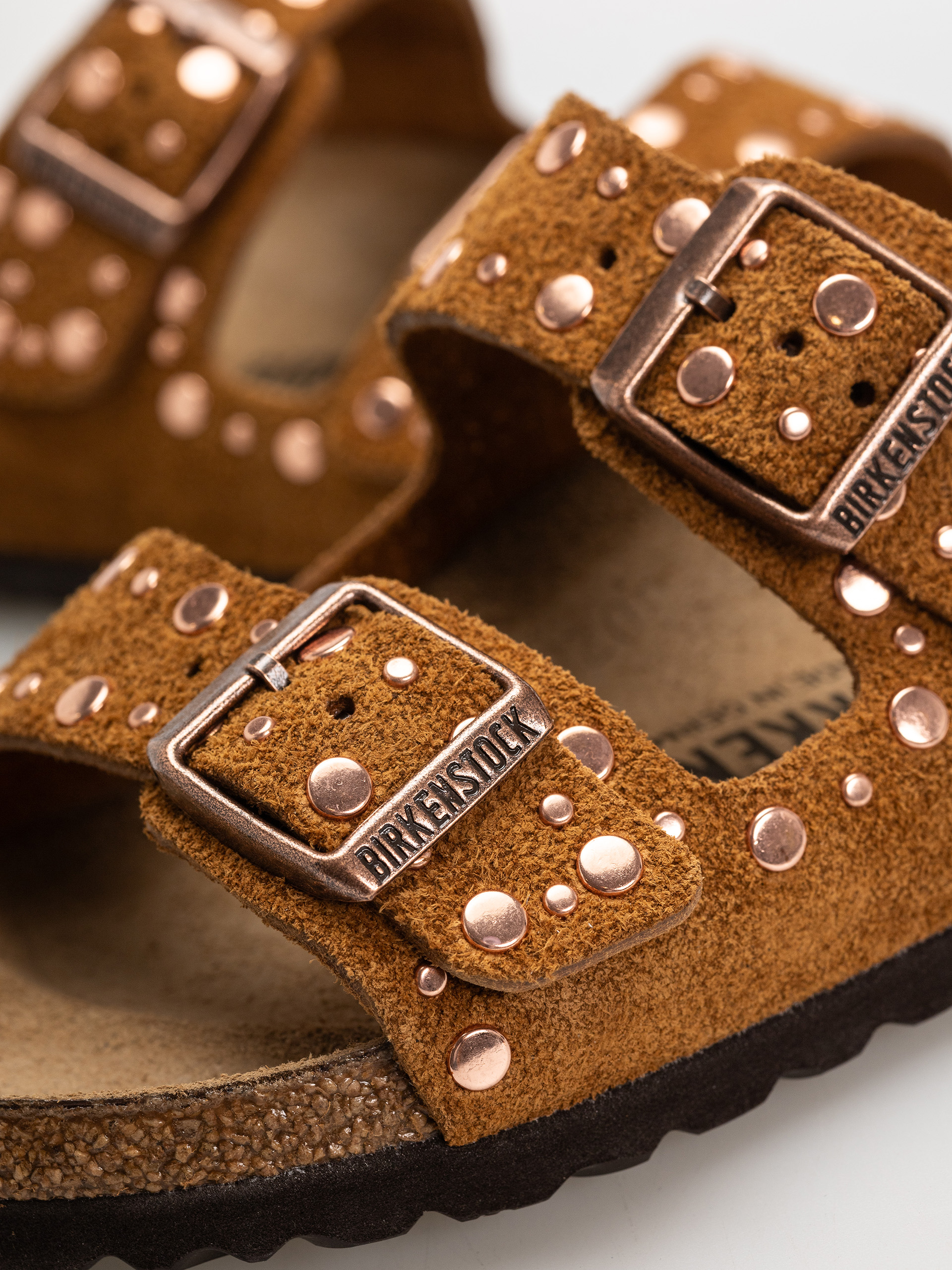 Šľapky Birkenstock Arizona Rivets Suede Leather Narrow Wmn (mink)