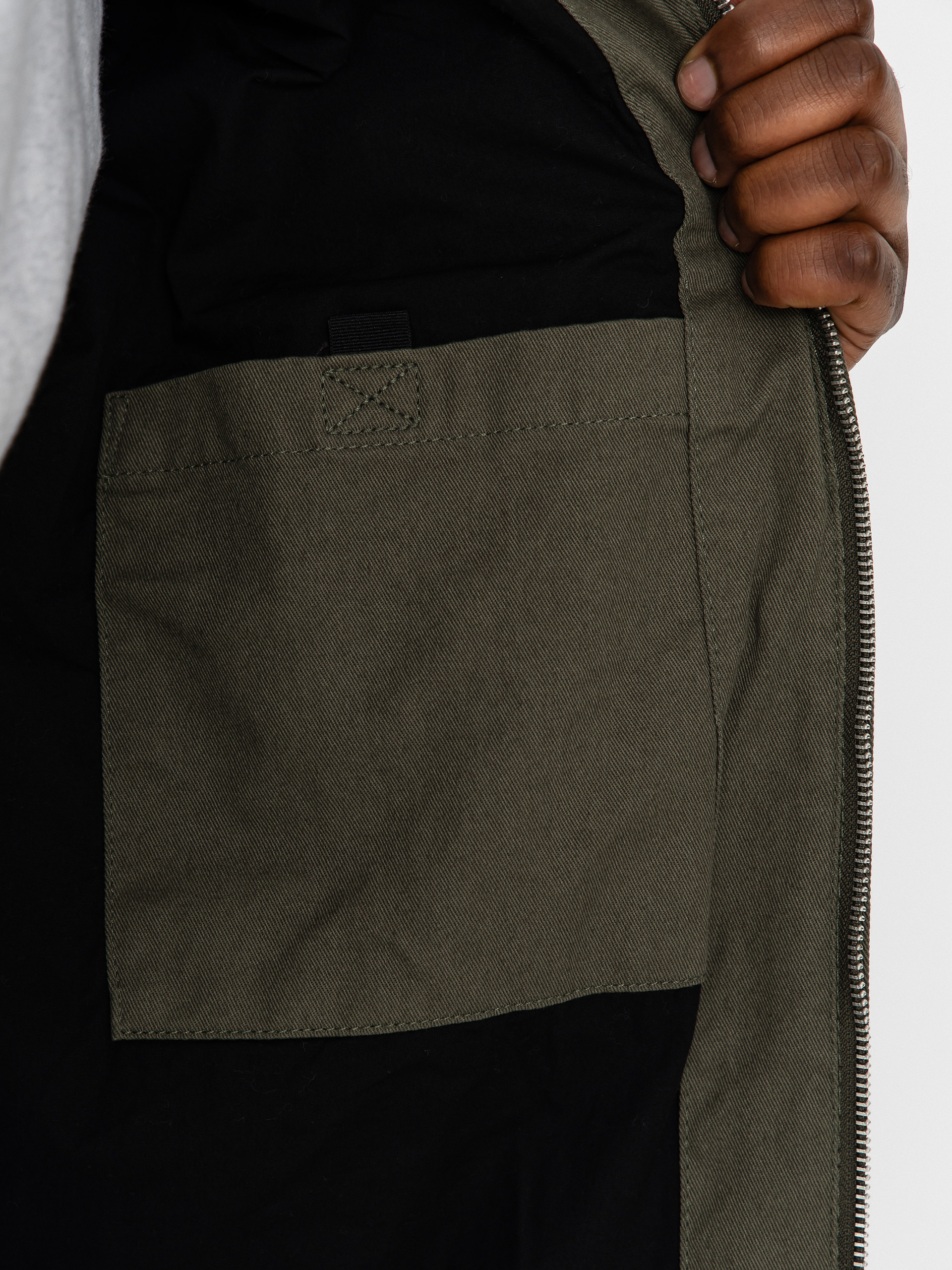 Bunda Carhartt WIP OG Detroit (leaf/black)