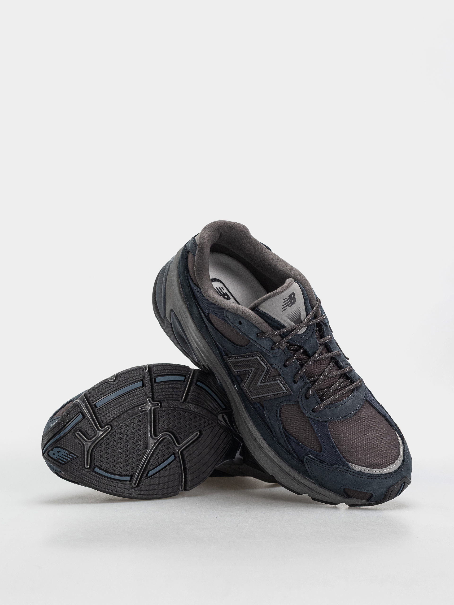 Topánky New Balance 2010 (outerspace/faded black/eclipse)