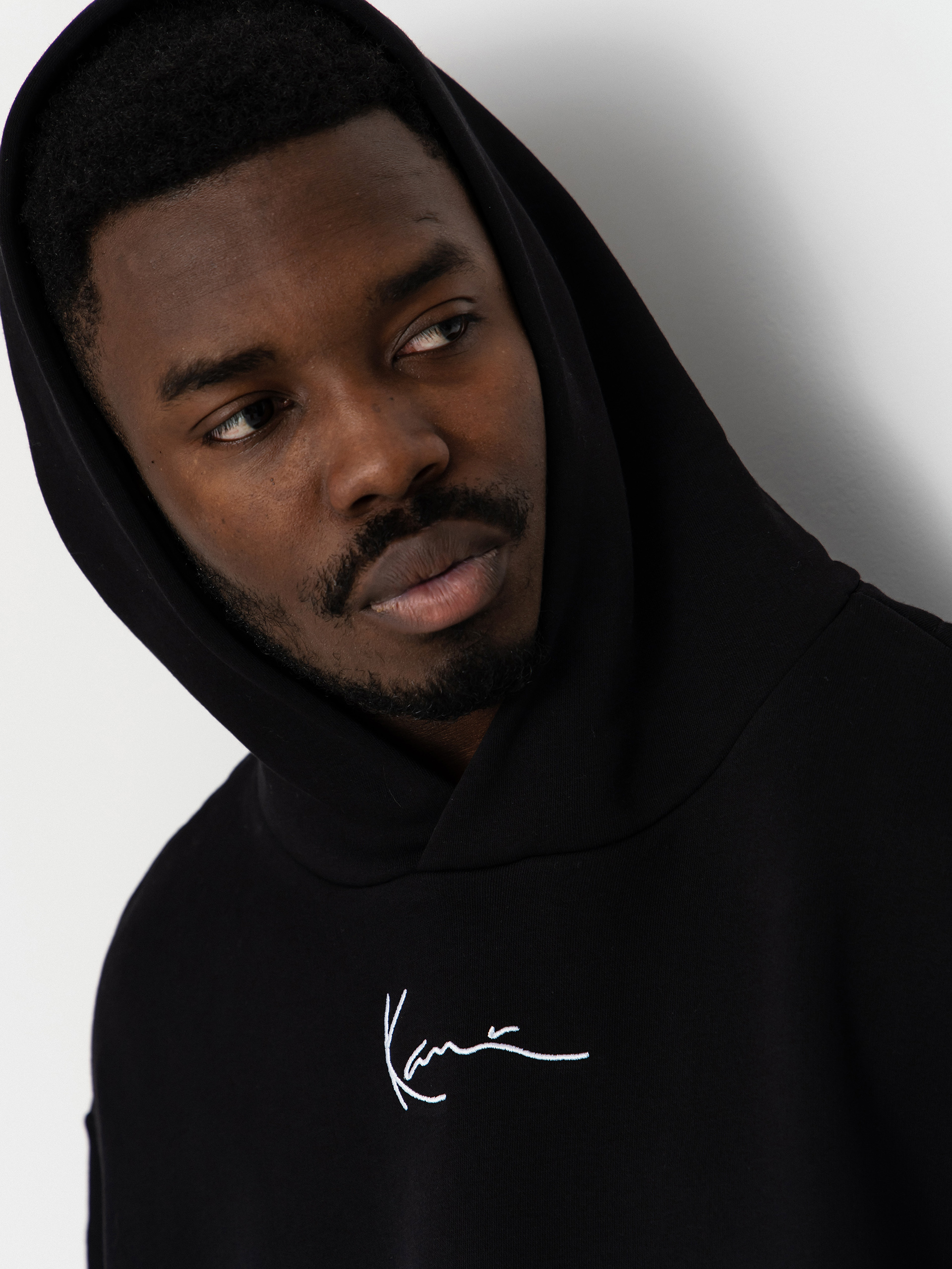 Mikina s kapucňou Karl Kani Small Signature Essential HD (black)