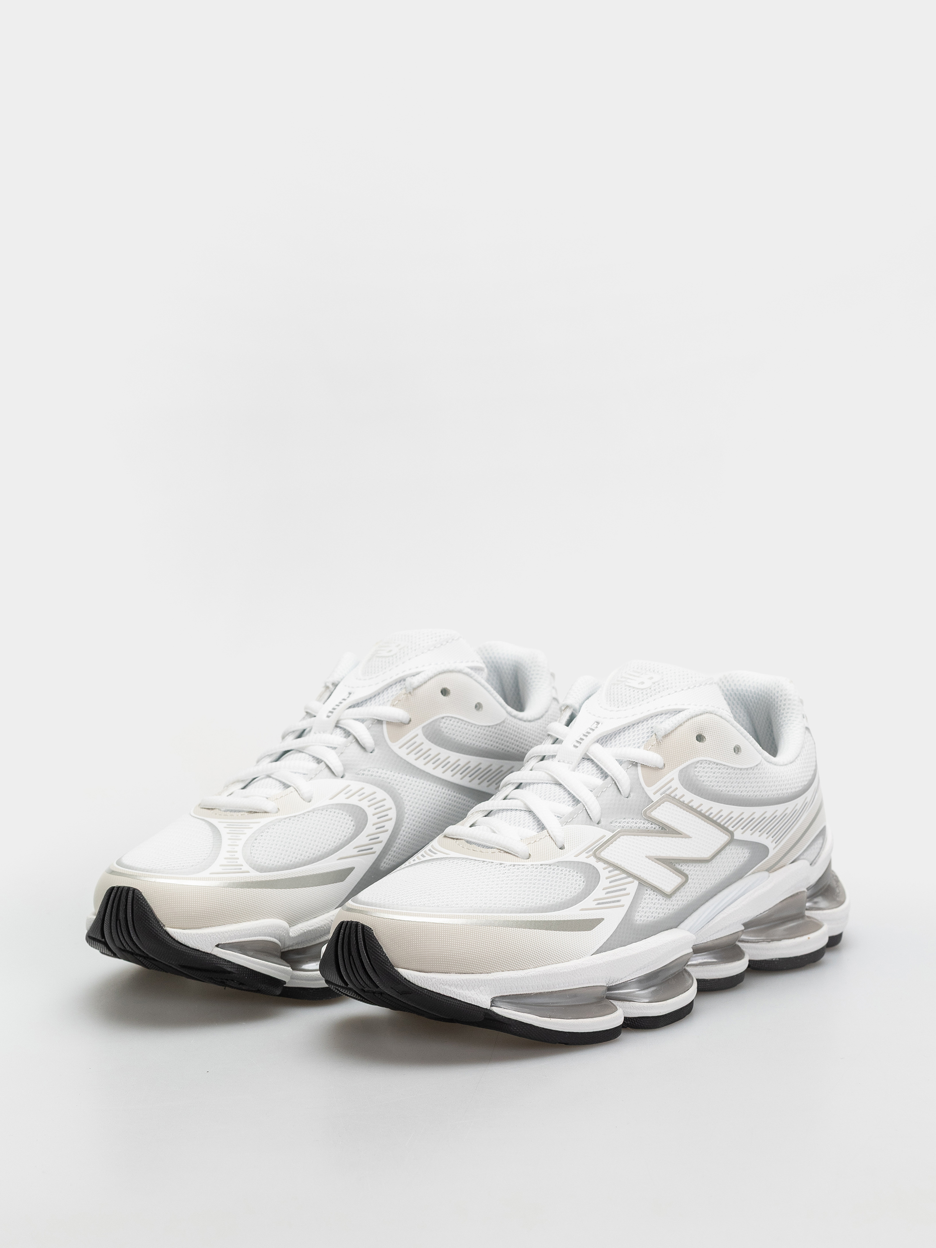 Topánky New Balance 2000 (103 white/silver metallic)