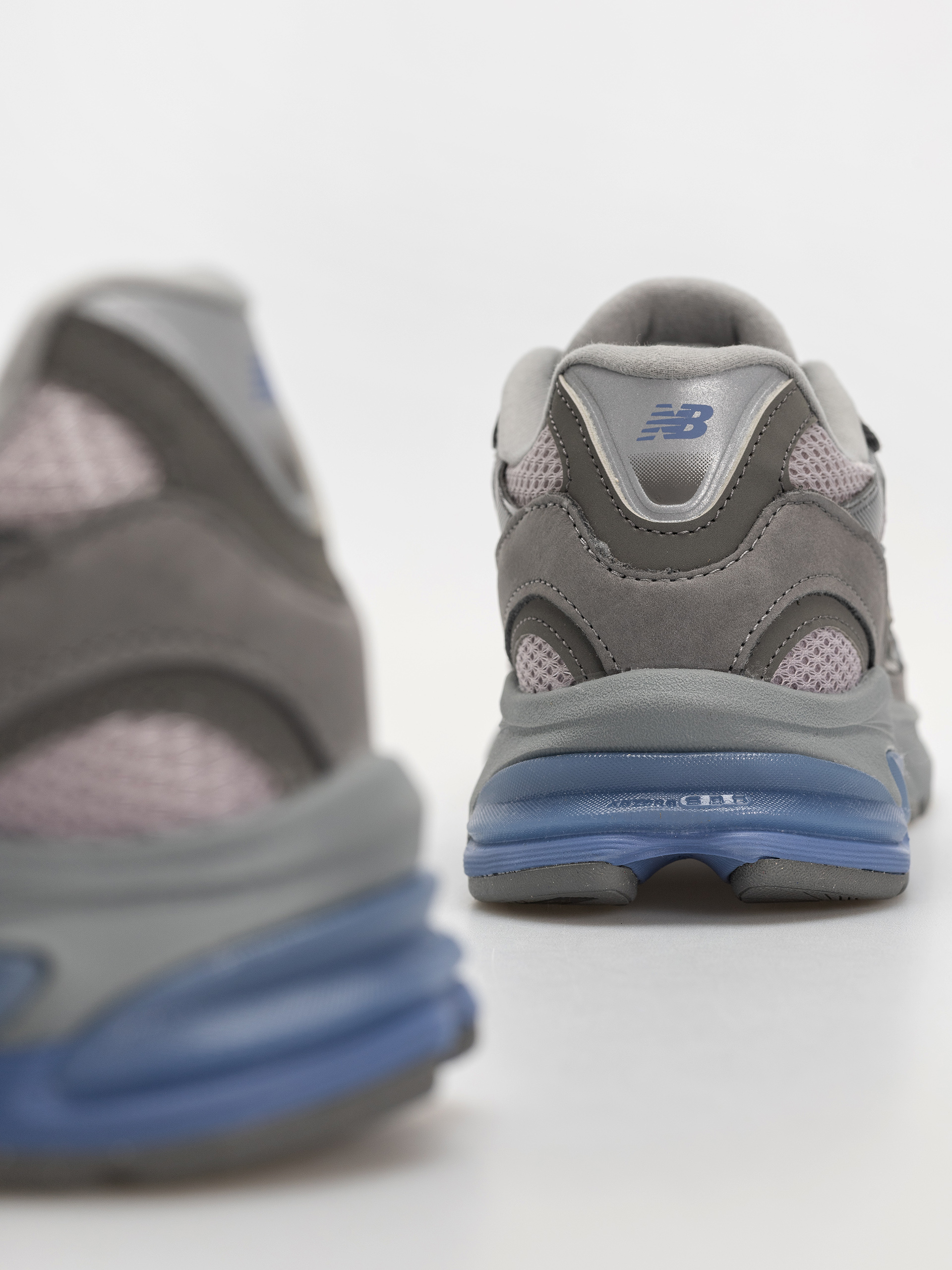 Topánky New Balance 2010 (harbor grey/fairweather blue/truffle salt)