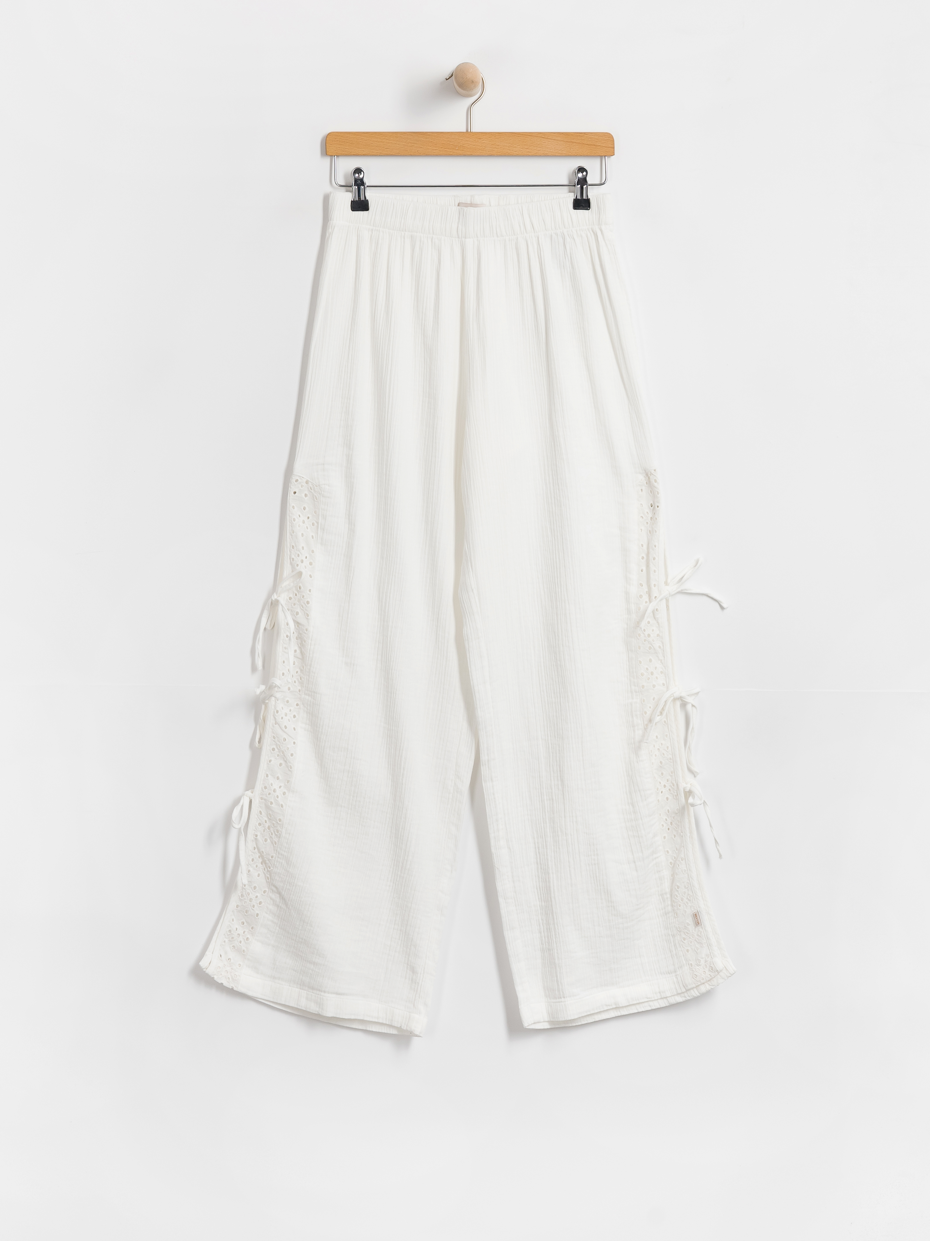 Nohavice Brixton Seaside Eyelet Wide Leg Wmn (off white eyelet)